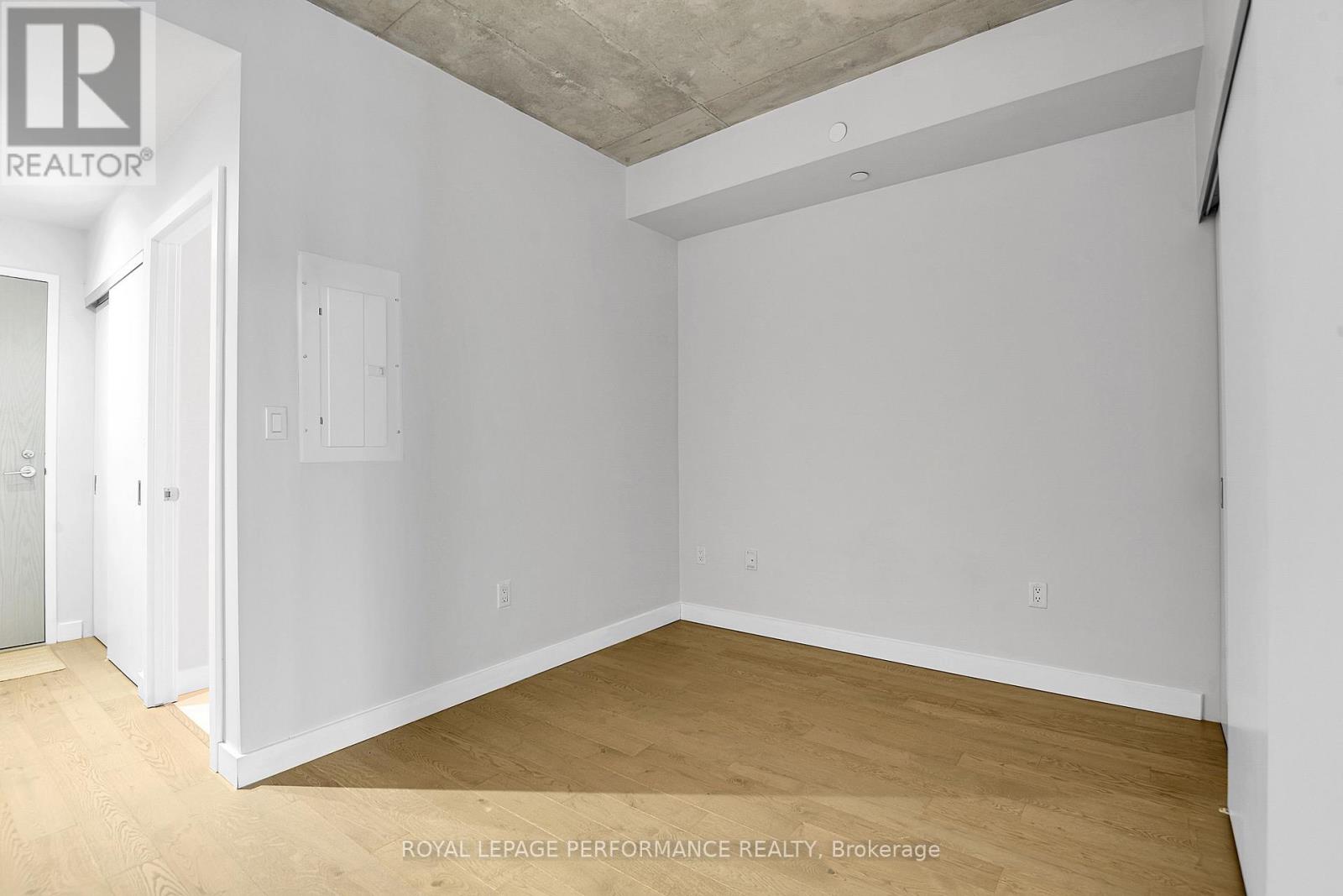 708 - 224 Lyon Street N