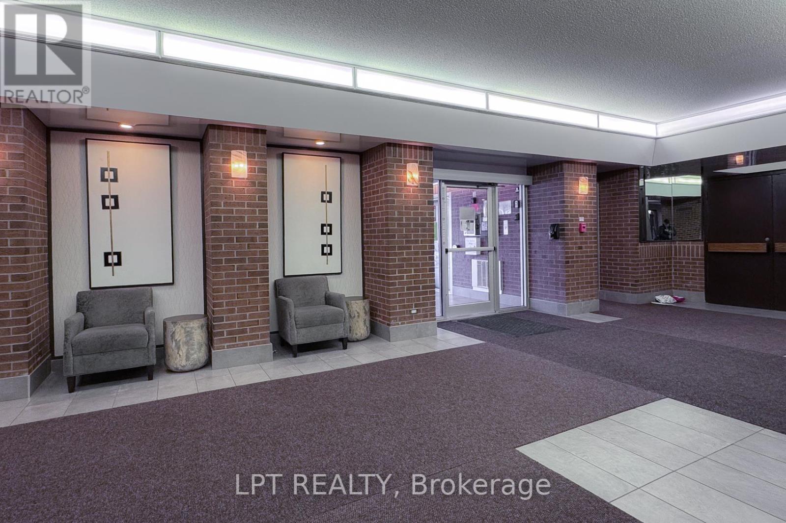 802 - 1380 Prince Of Wales Drive