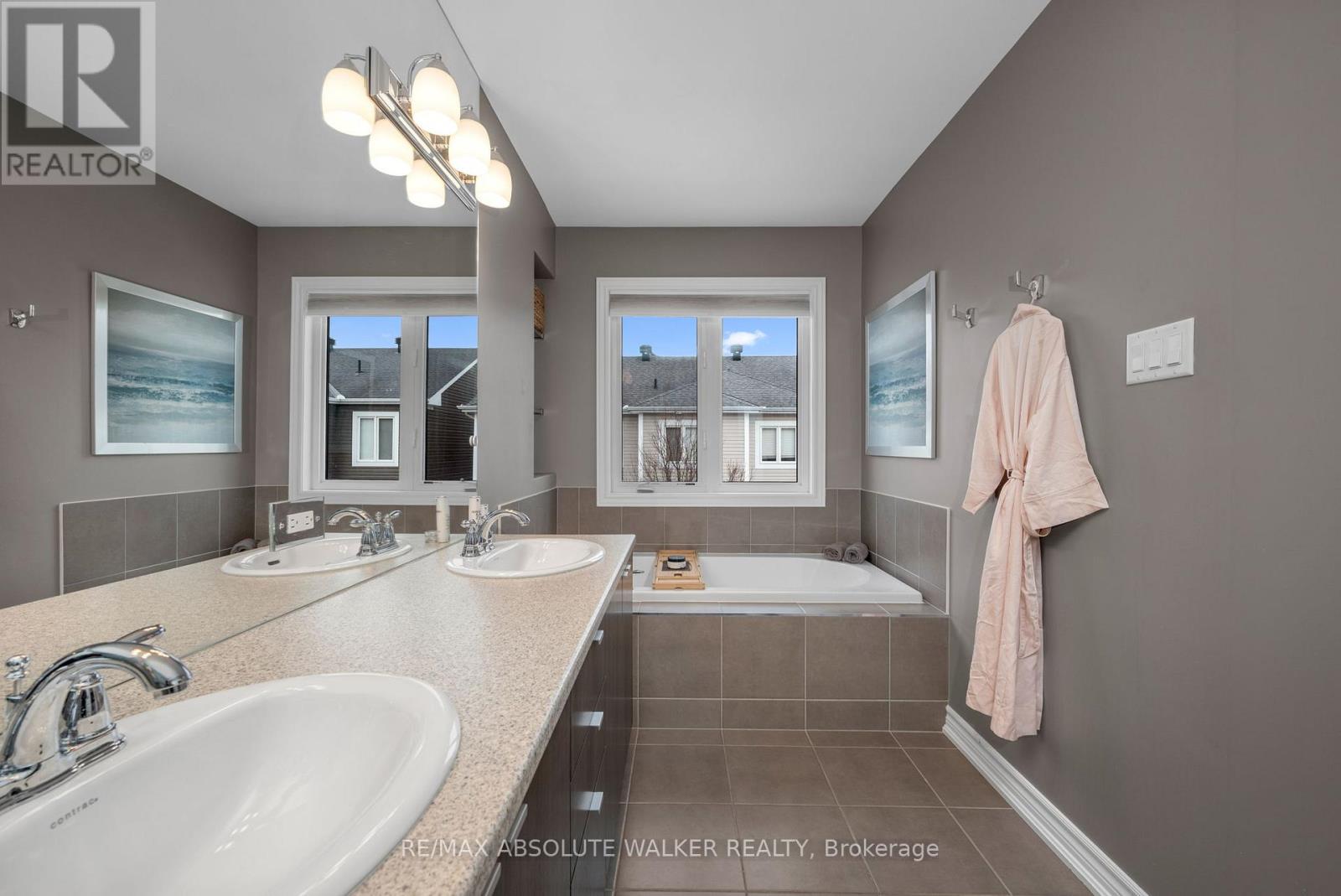 207 Rivertree Street