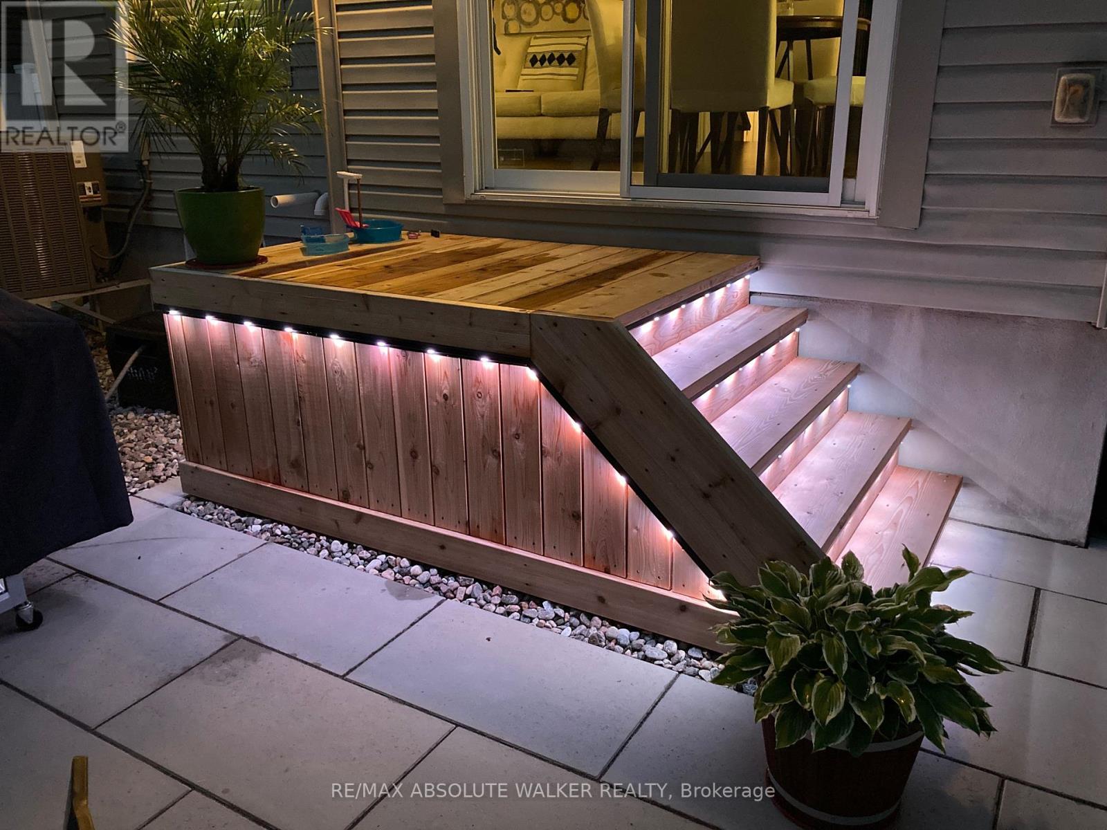 207 Rivertree Street