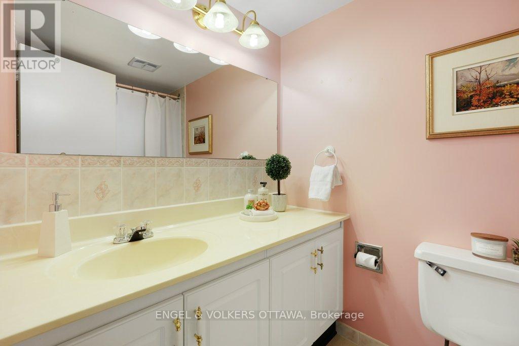 803 - 370 Dominion Avenue