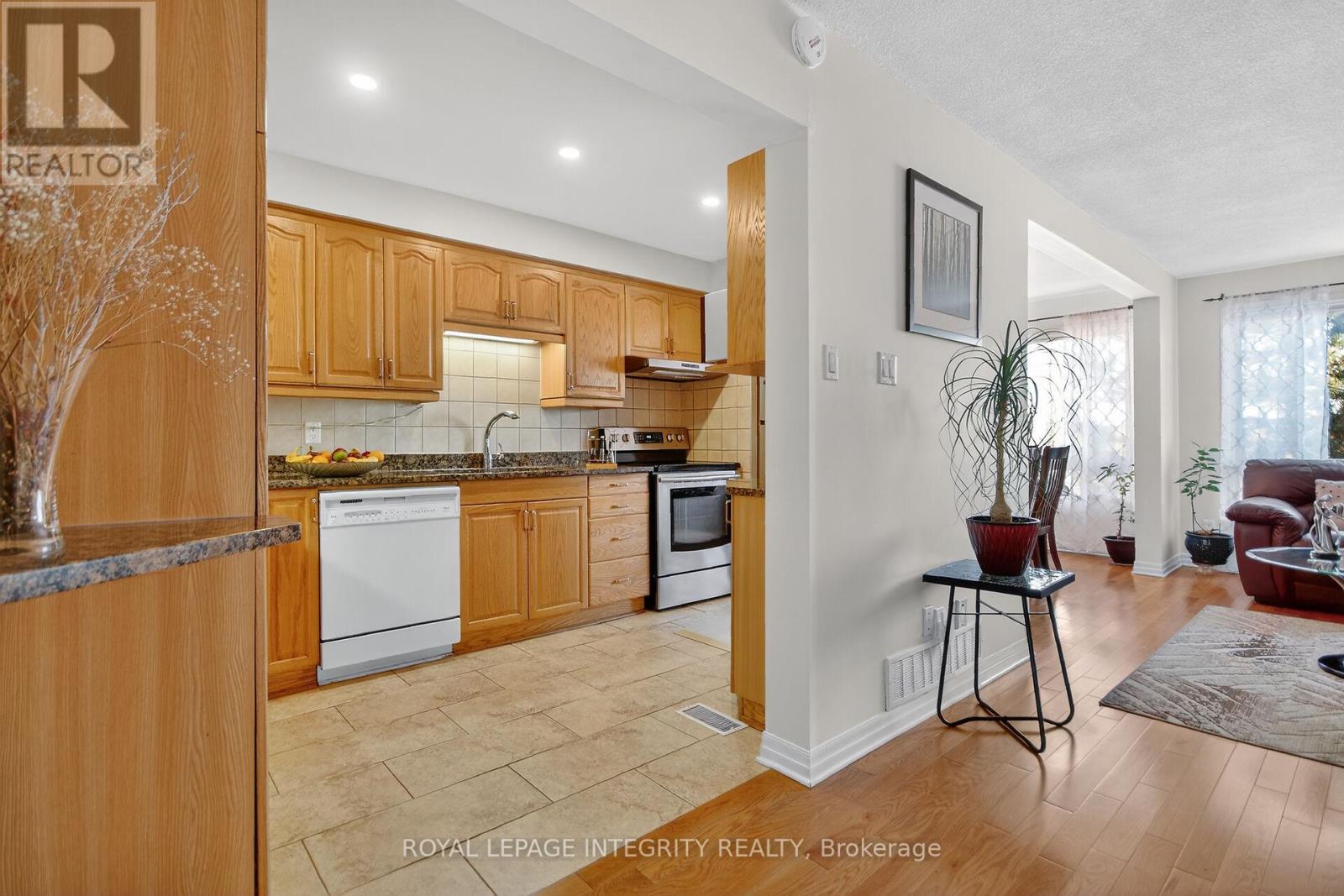 13 - 2415 Southvale Crescent