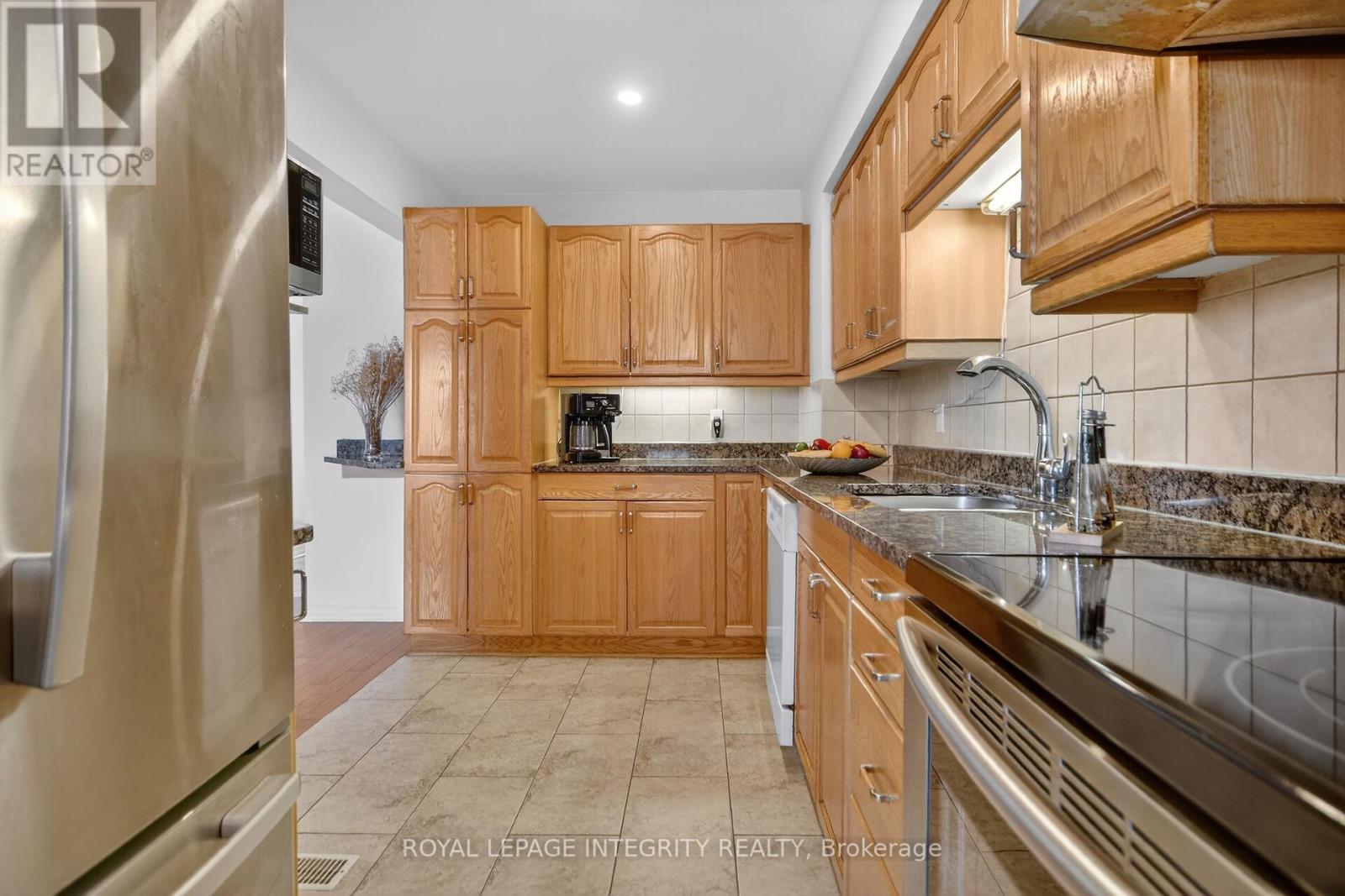 13 - 2415 Southvale Crescent