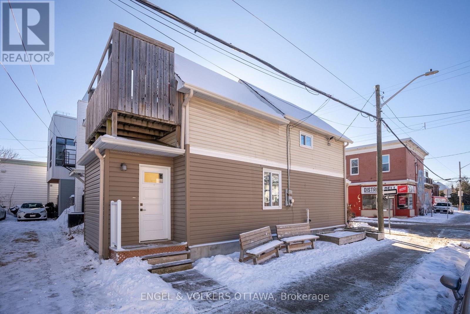 223 Carruthers Avenue