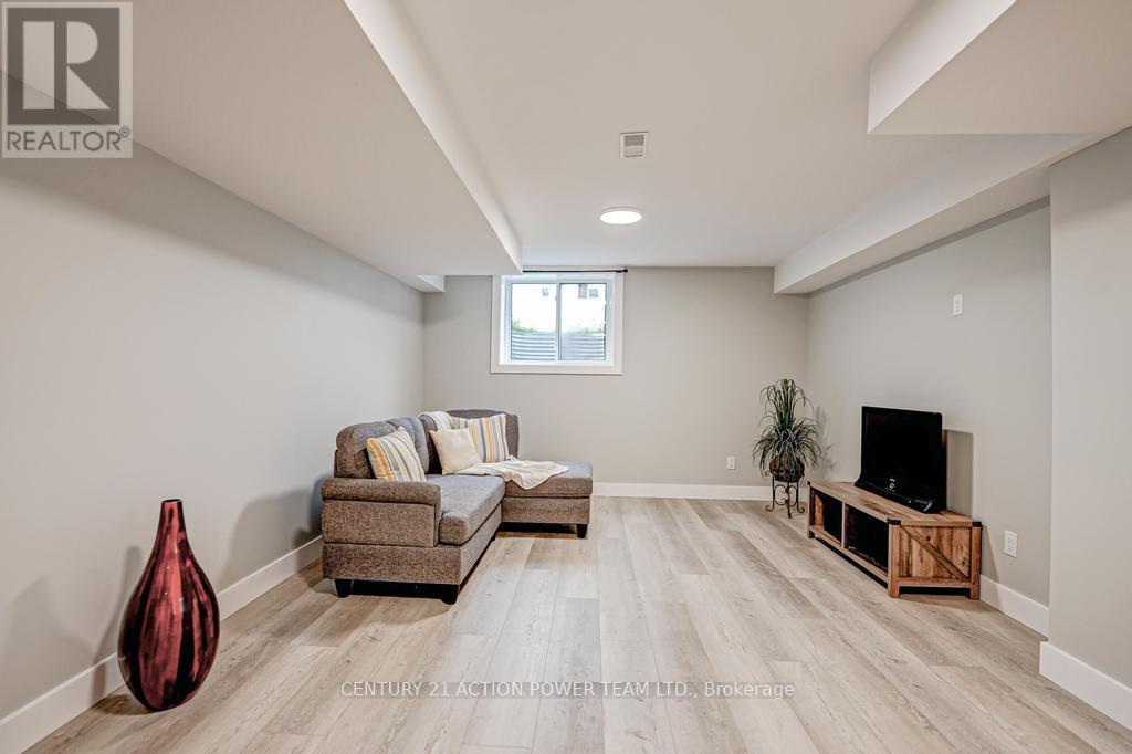 1149 And 1149 B - 1149 Parisien Street