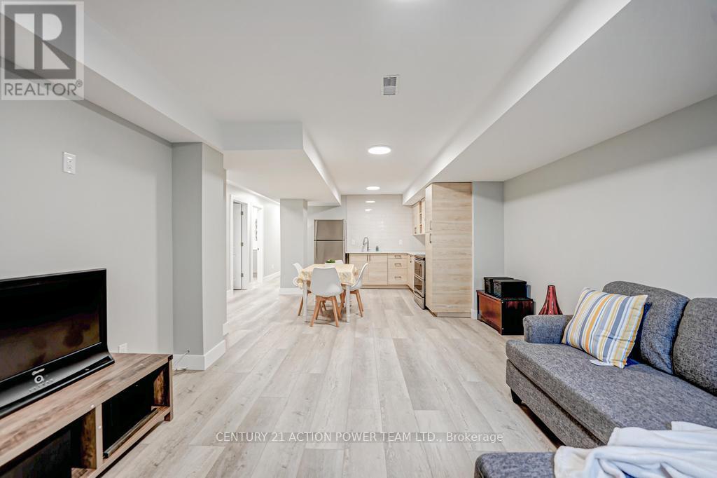 1149 And 1149 B - 1149 Parisien Street