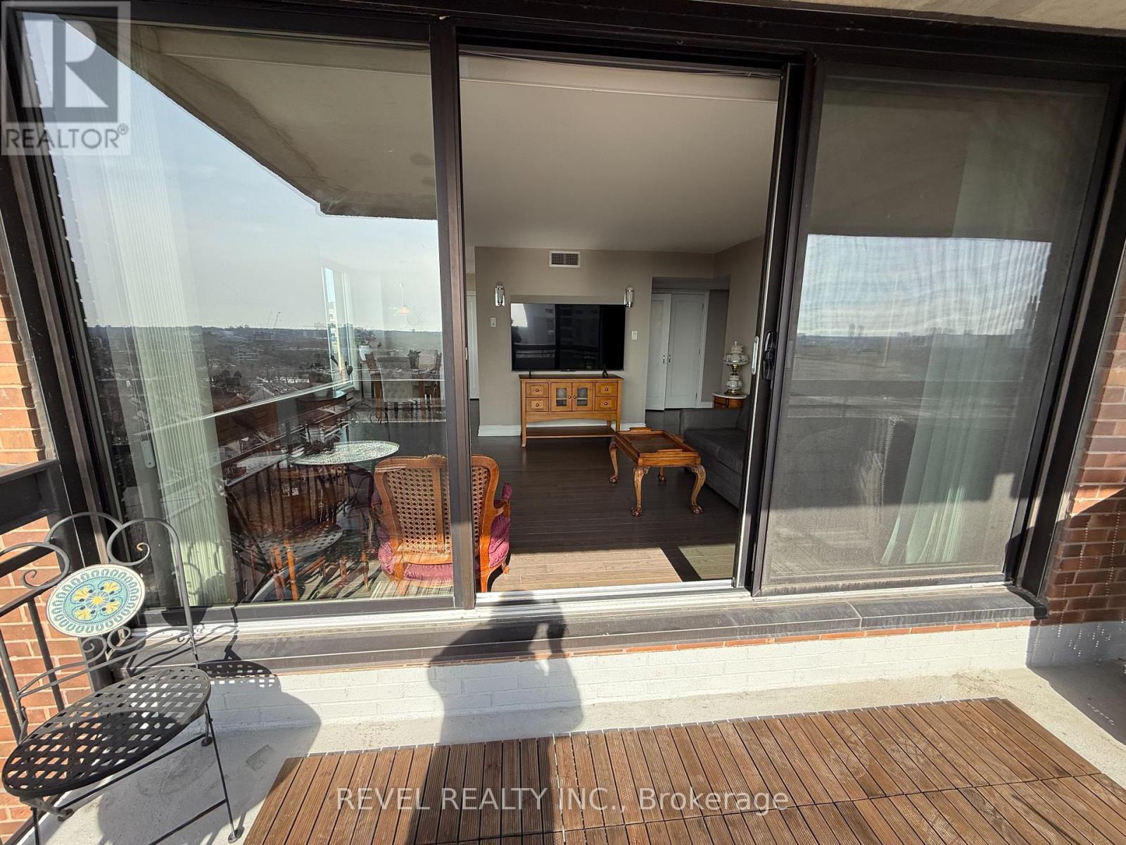 1403 - 20 The Driveway Drive