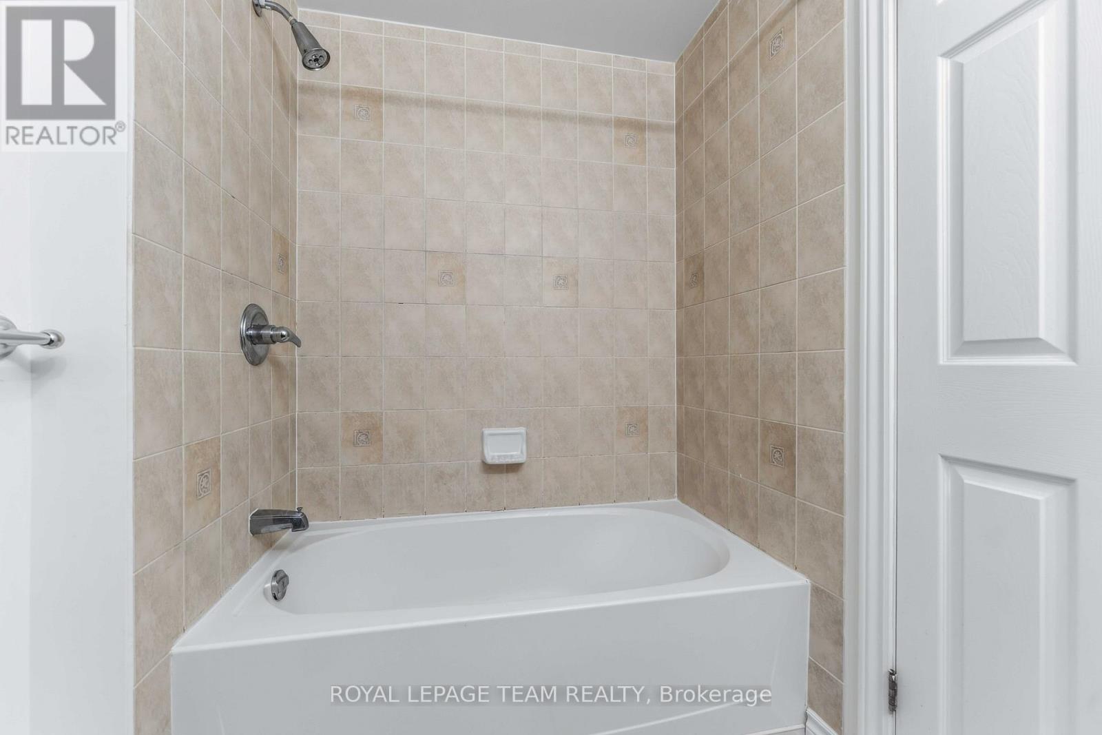 A - 405 Chapman Mills Drive