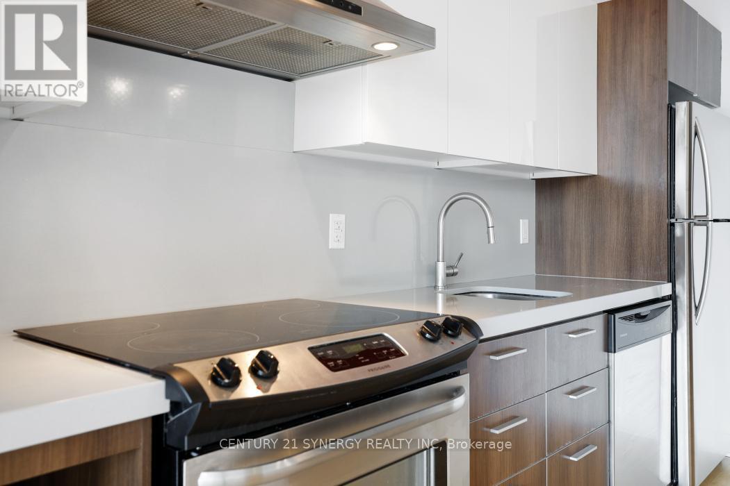 633 - 340 Mcleod Street