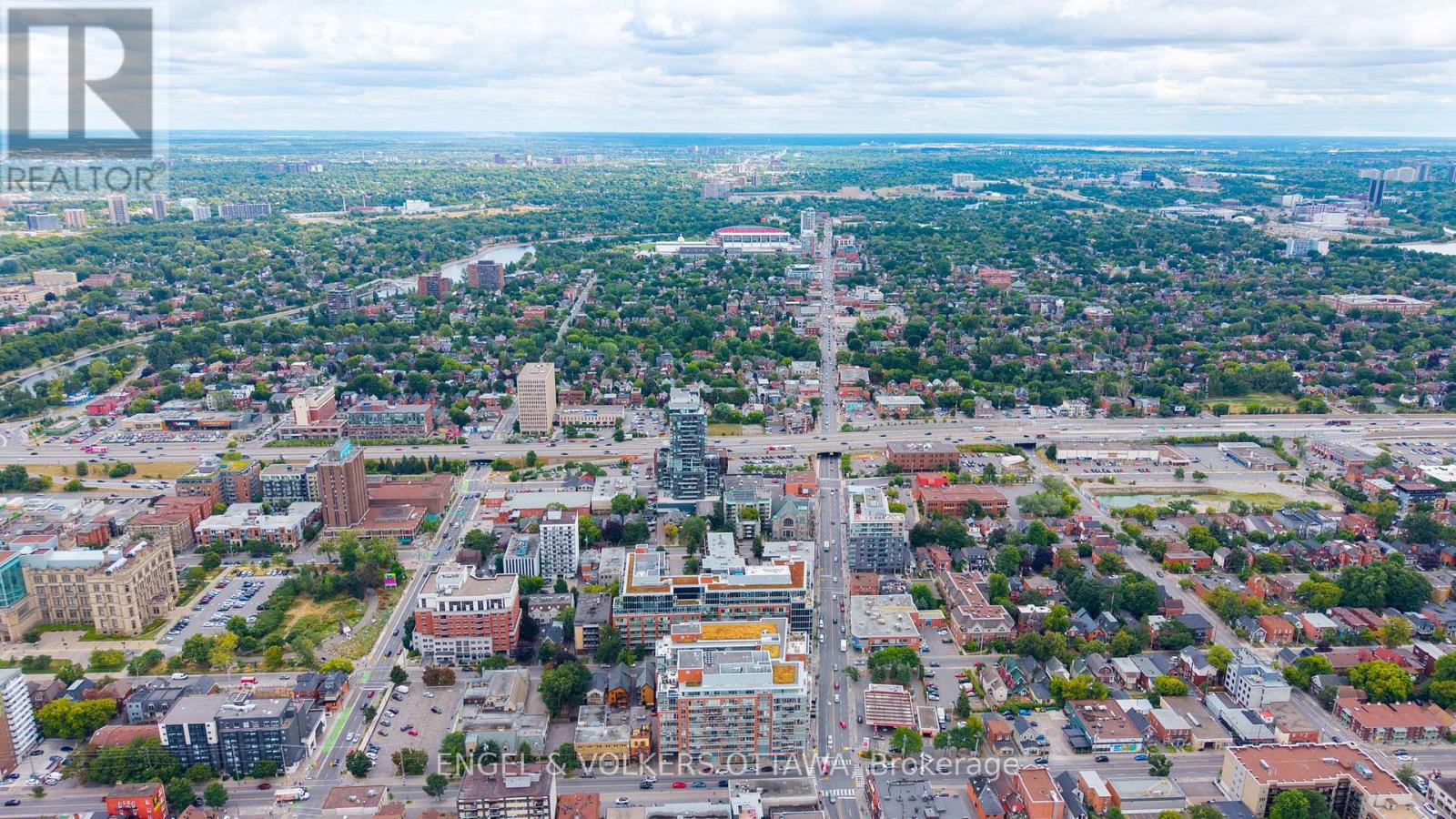 823 - 349 Mcleod Street