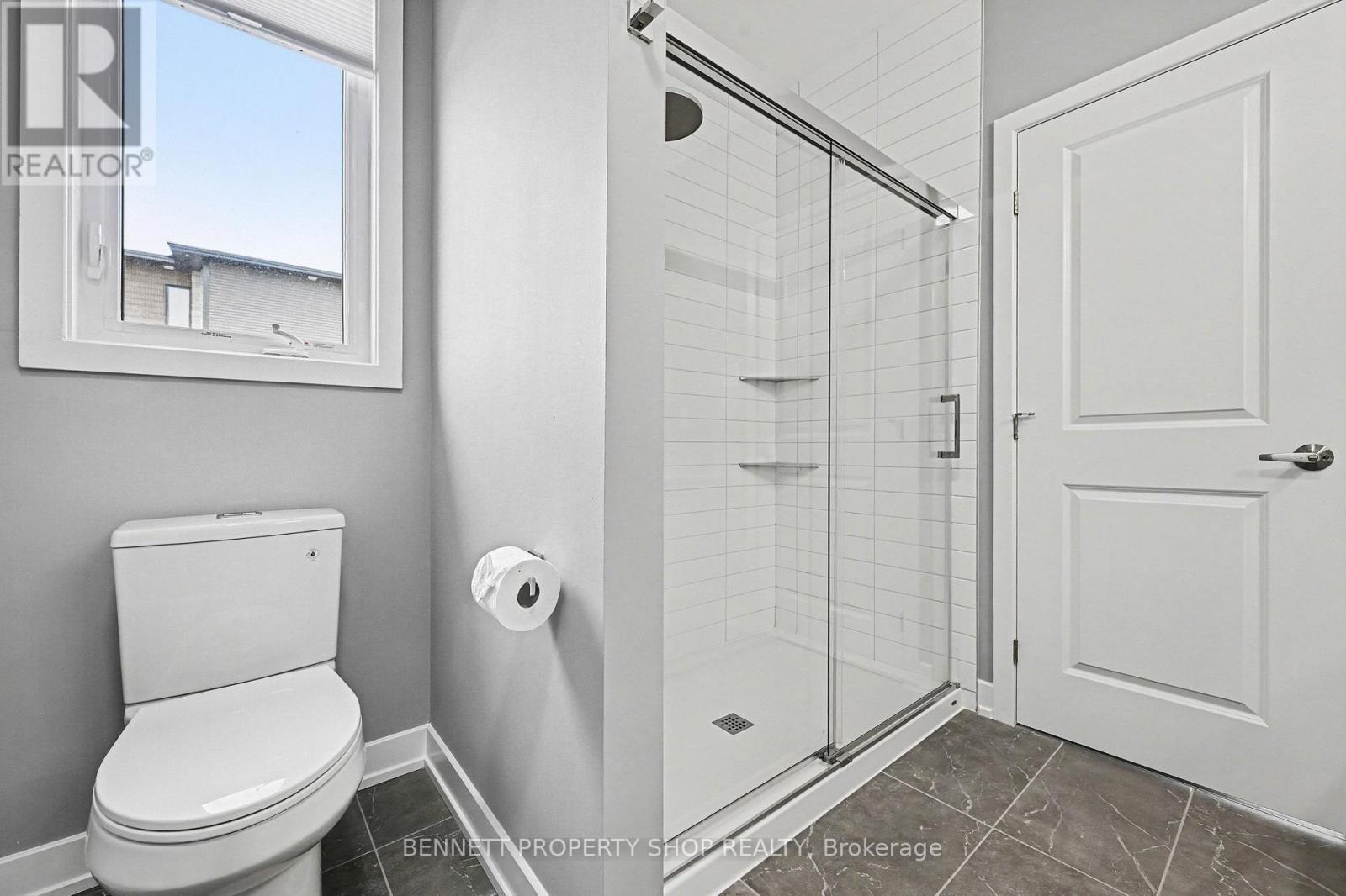 111 Frank Fisher Crescent