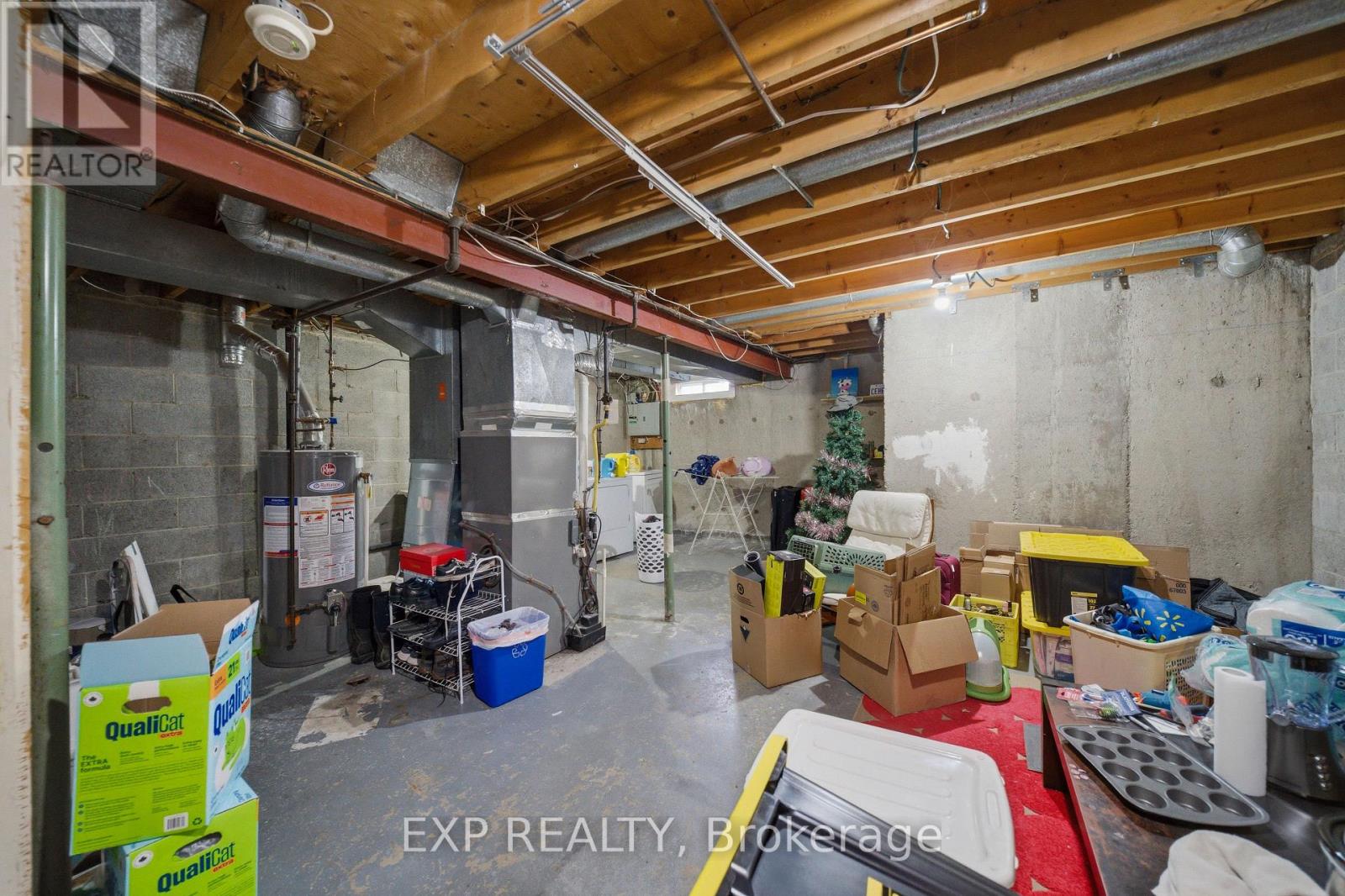 11 - 1675 Heatherington Road