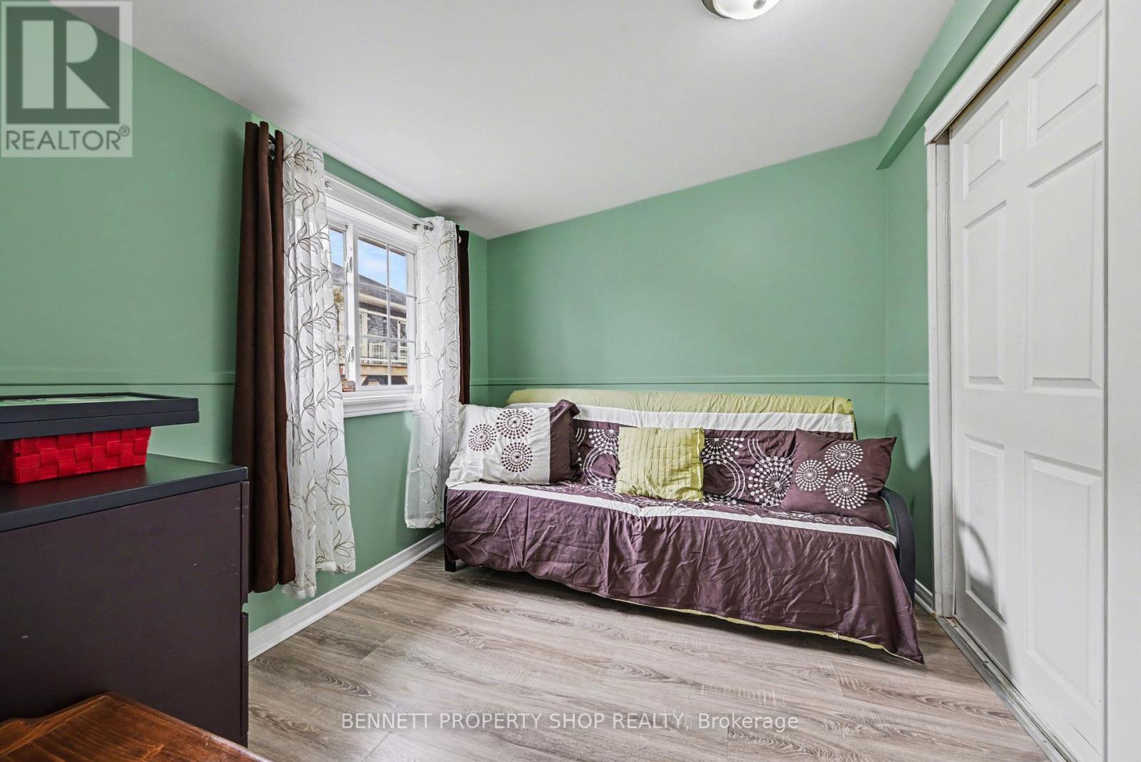 143 Rathwell Shore Road