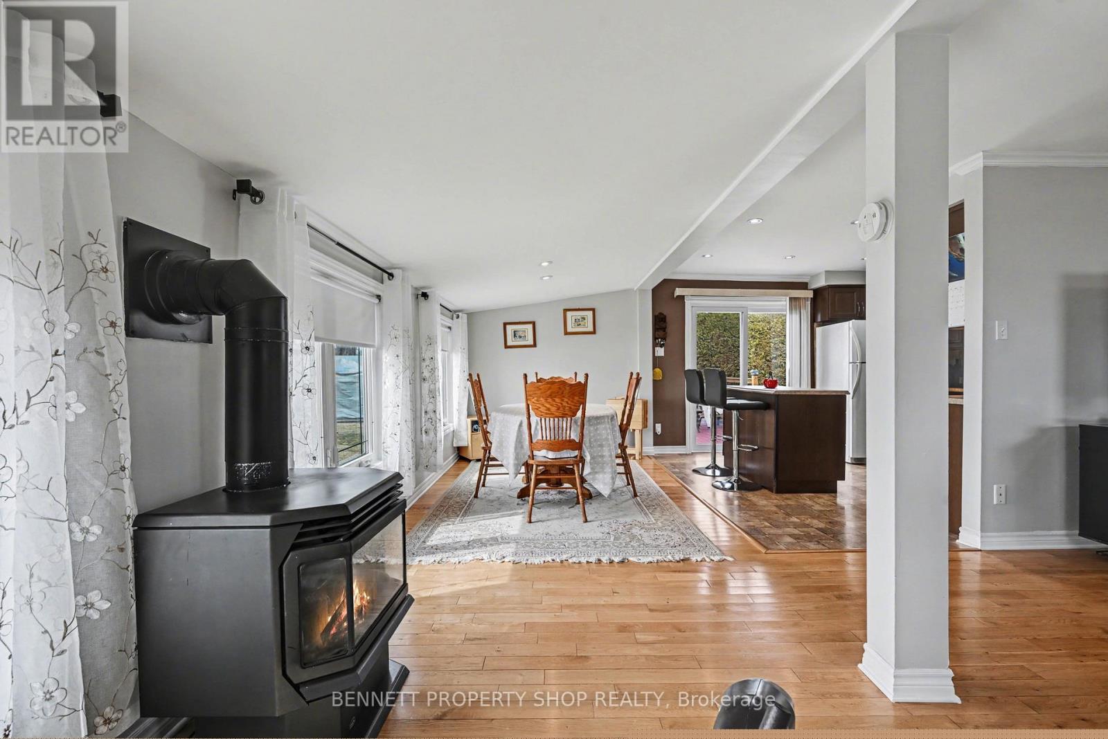 143 Rathwell Shore Road