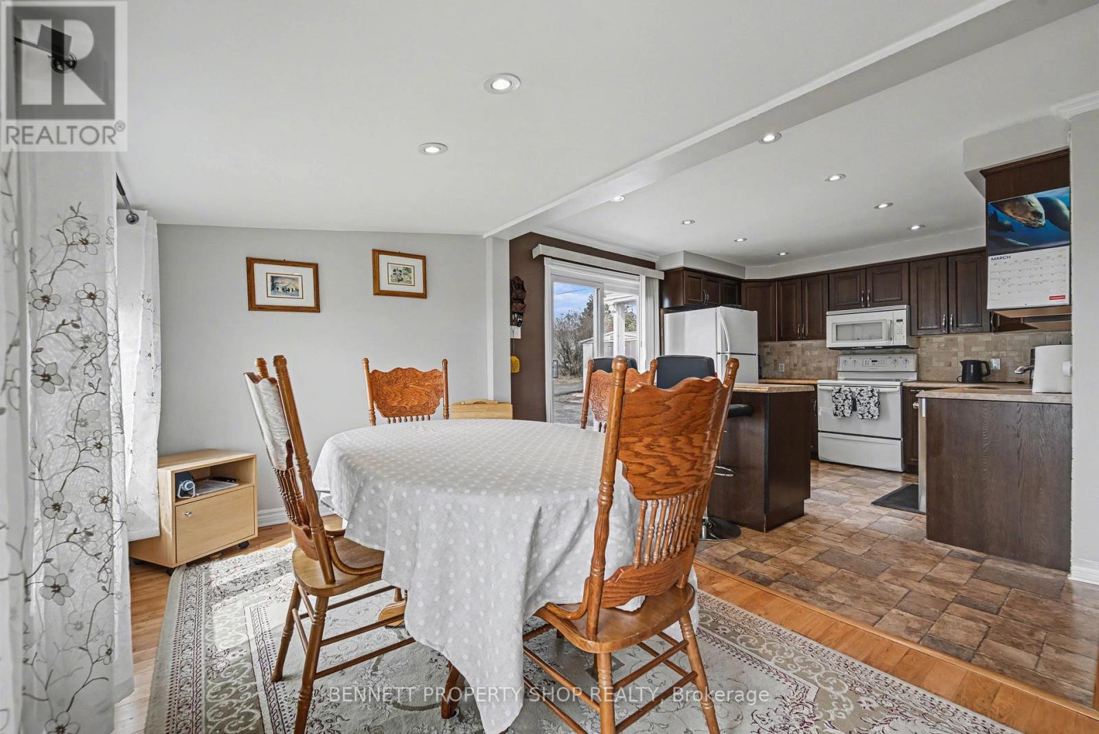 143 Rathwell Shore Road