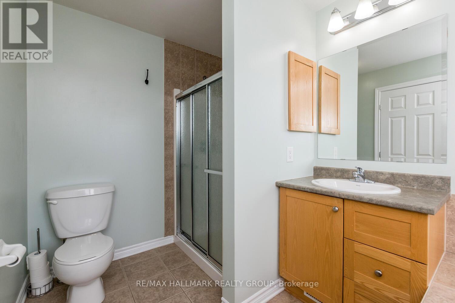 266 Horseshoe Crescent