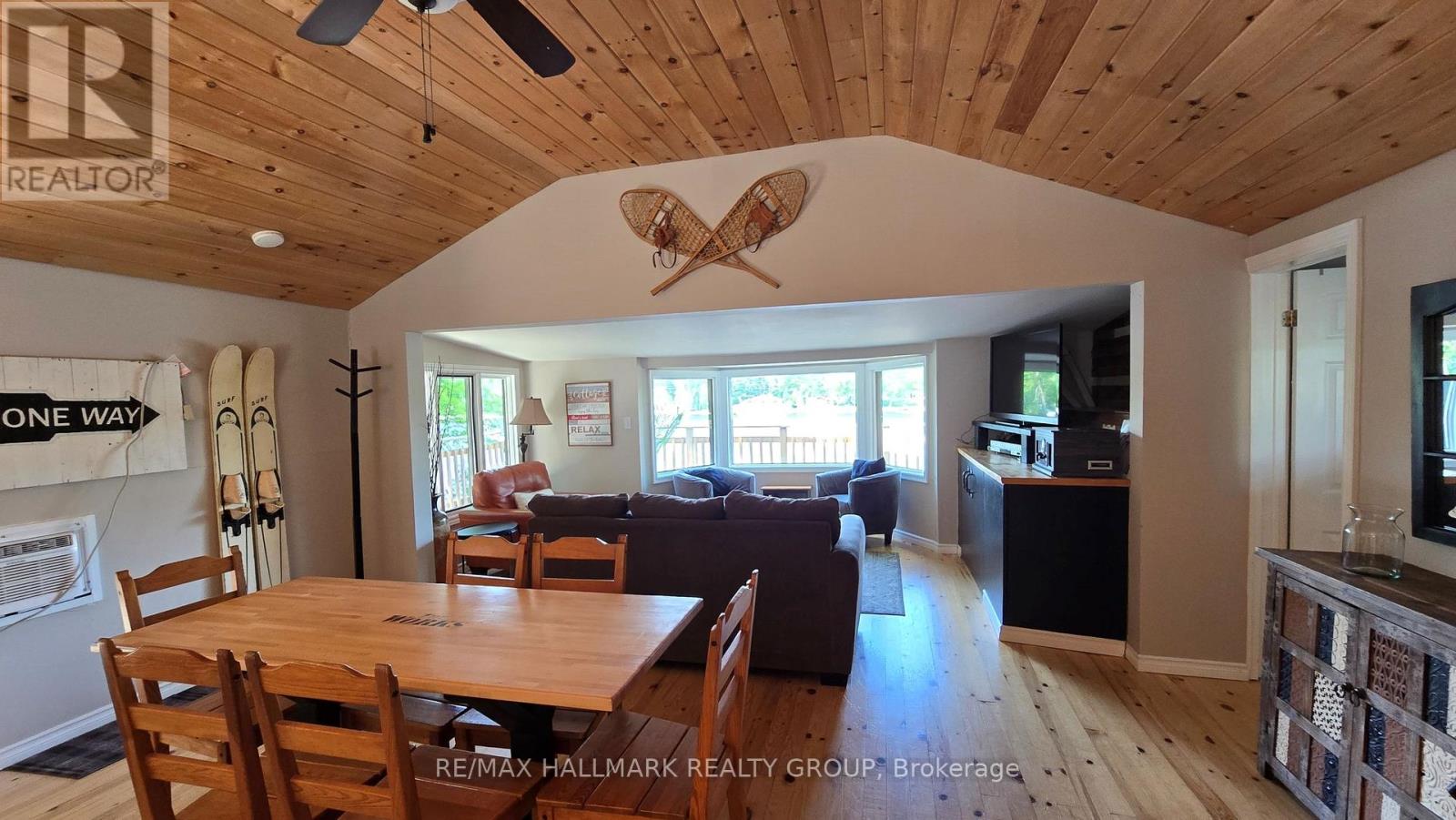 4614 Northwoods Drive