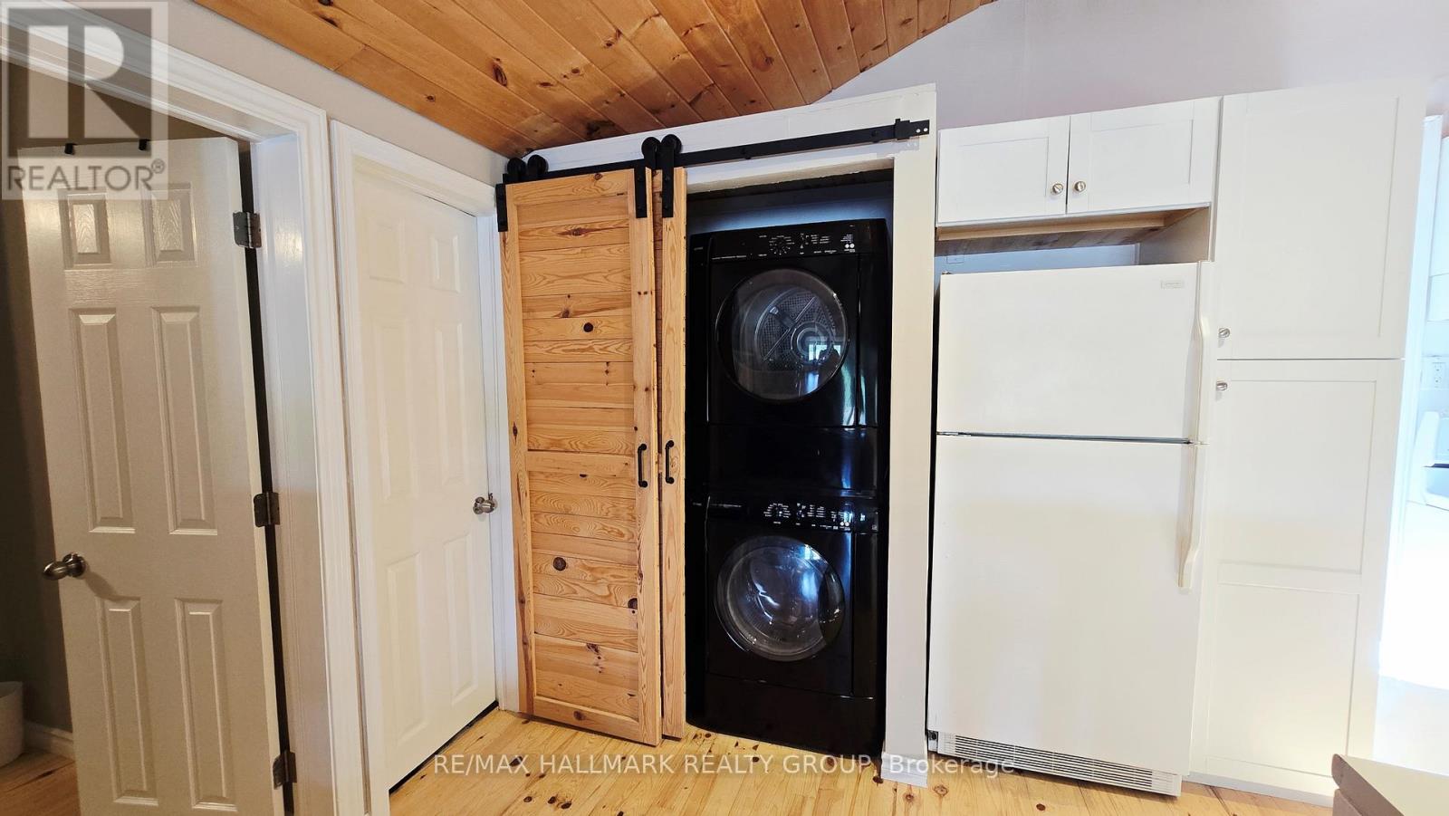 4614 Northwoods Drive