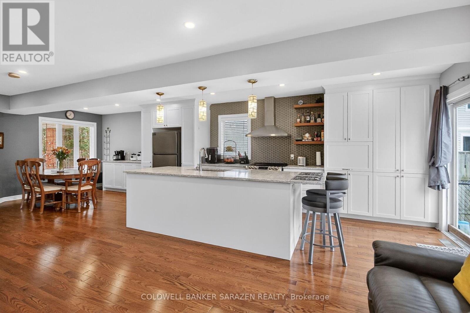 43 Daventry Crescent