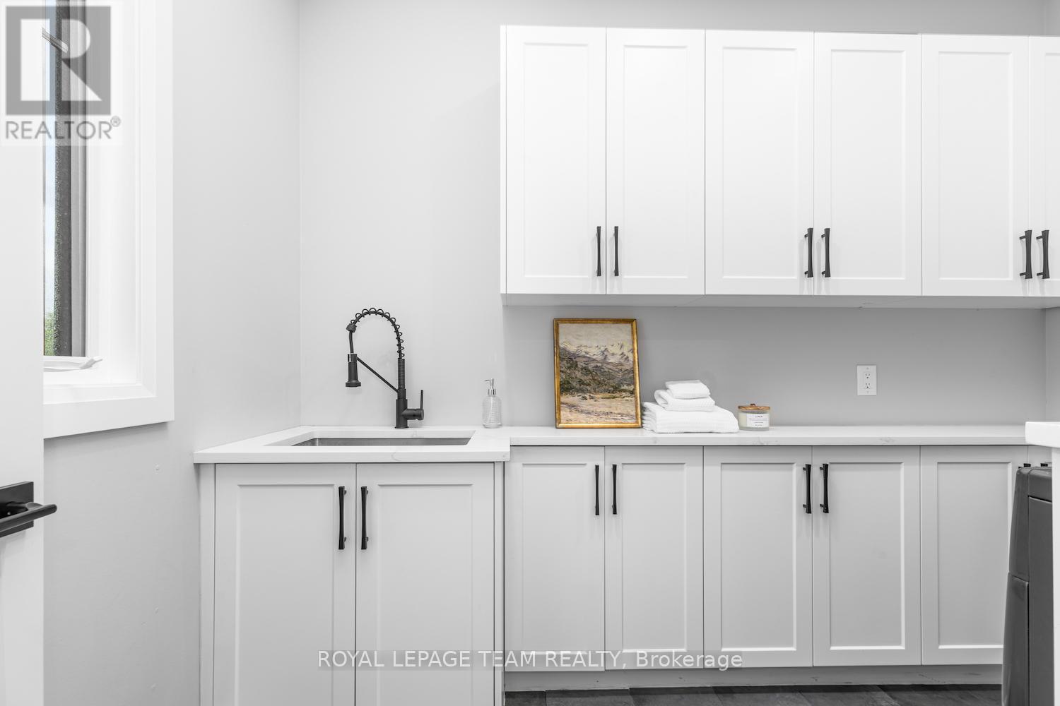 3783 Woodkilton Road