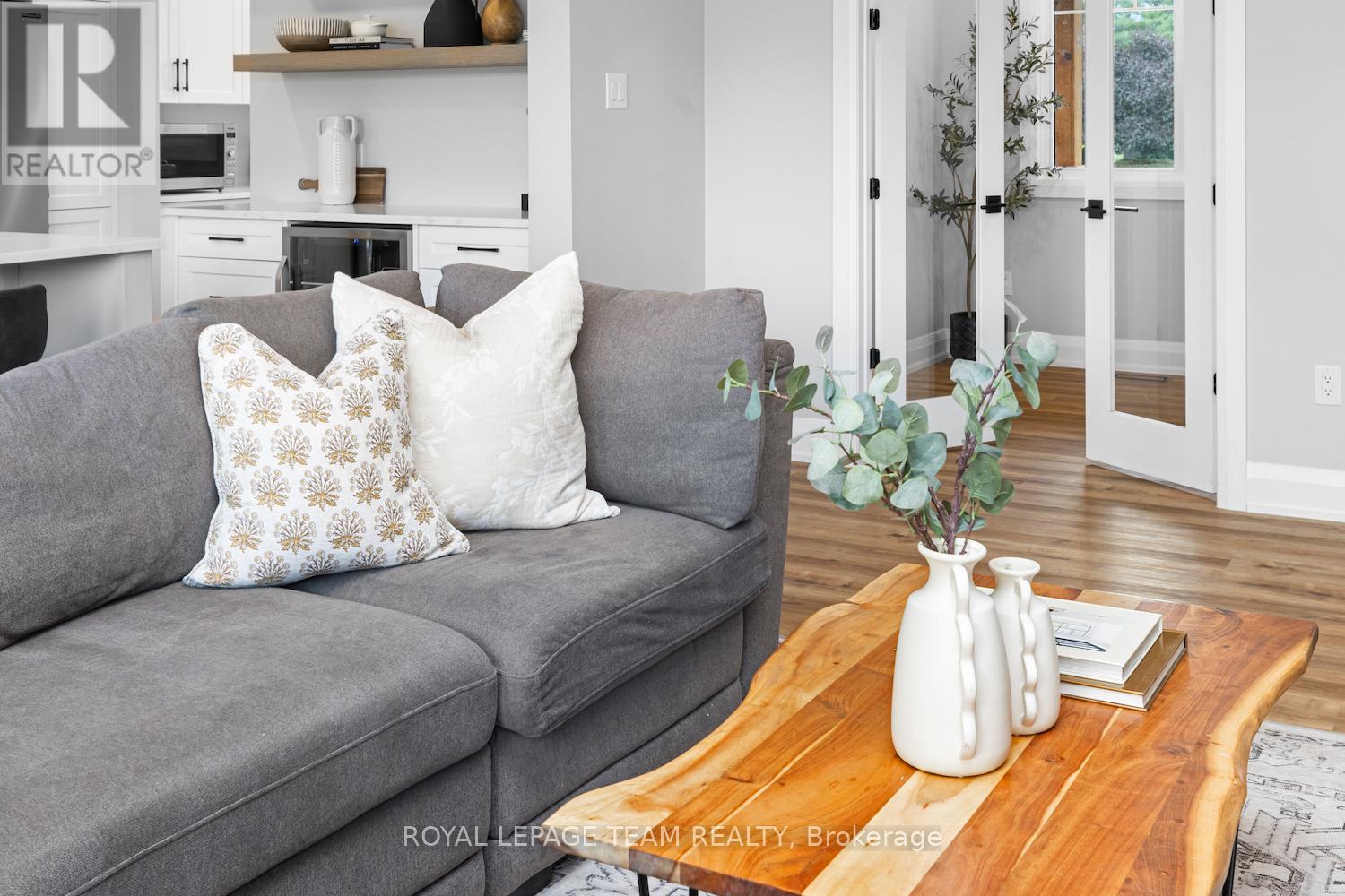 3783 Woodkilton Road