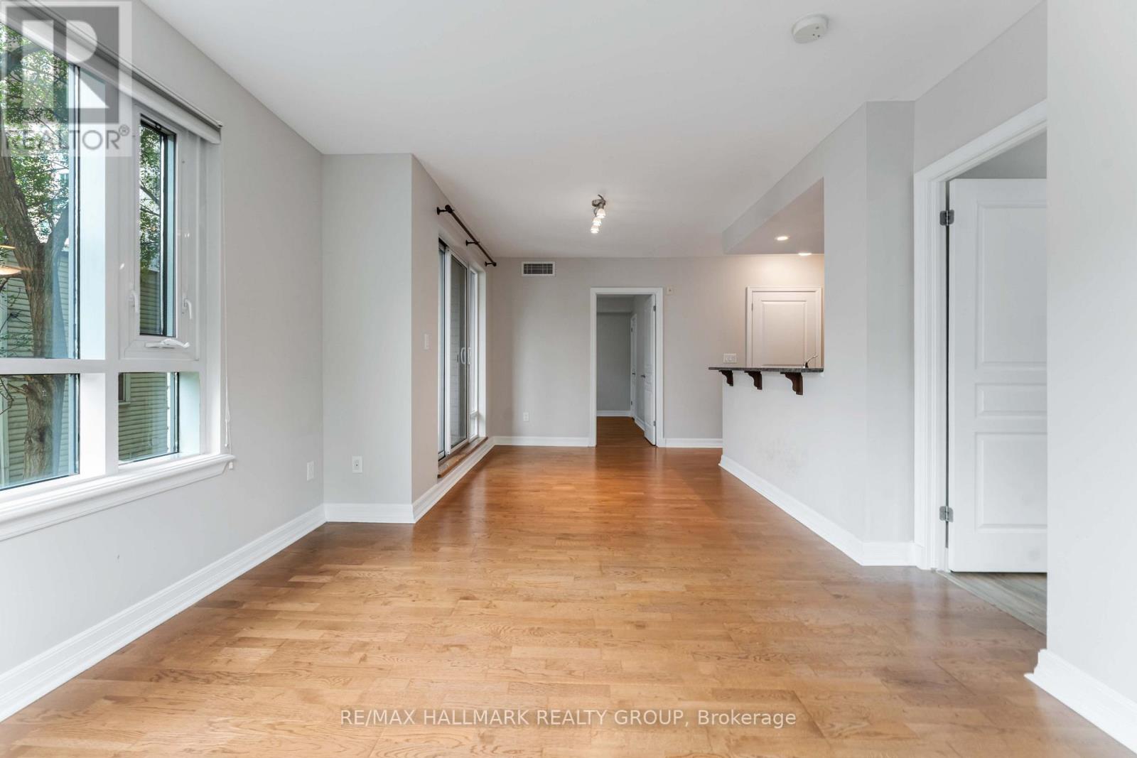 204 - 200 Besserer Street