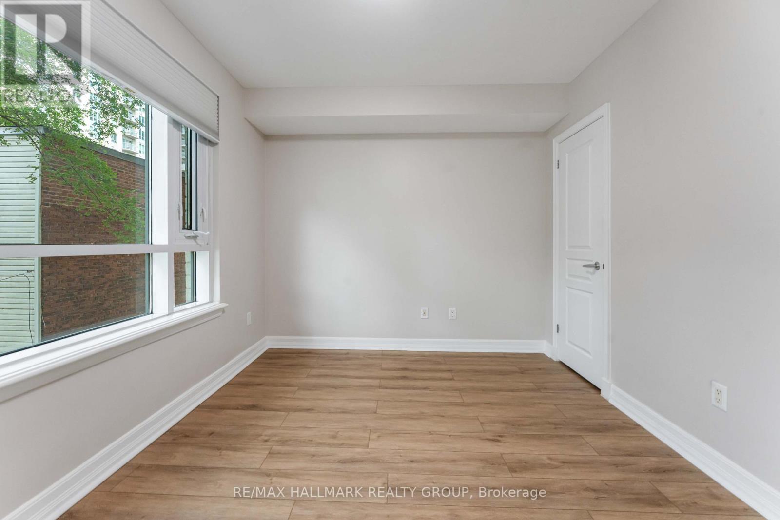 204 - 200 Besserer Street