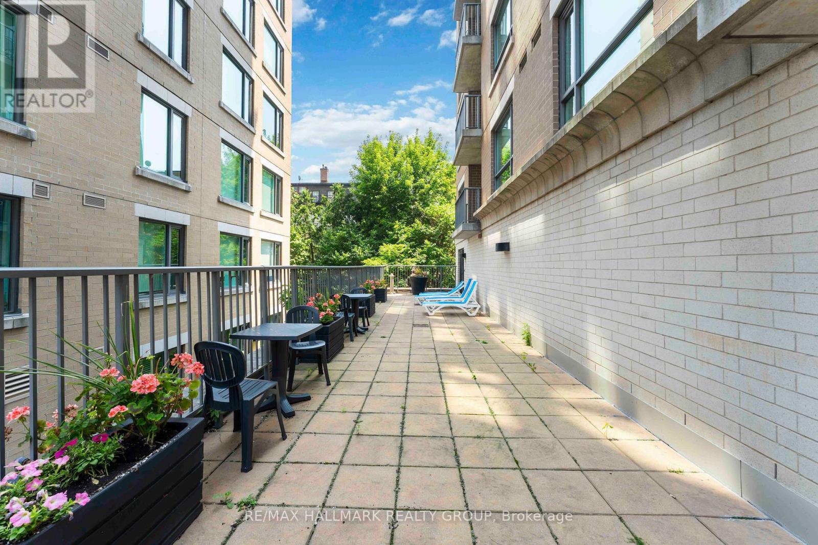 204 - 200 Besserer Street