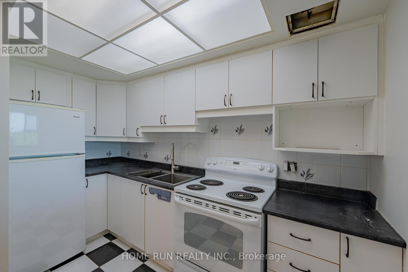 1111 - 555 Brittany Drive