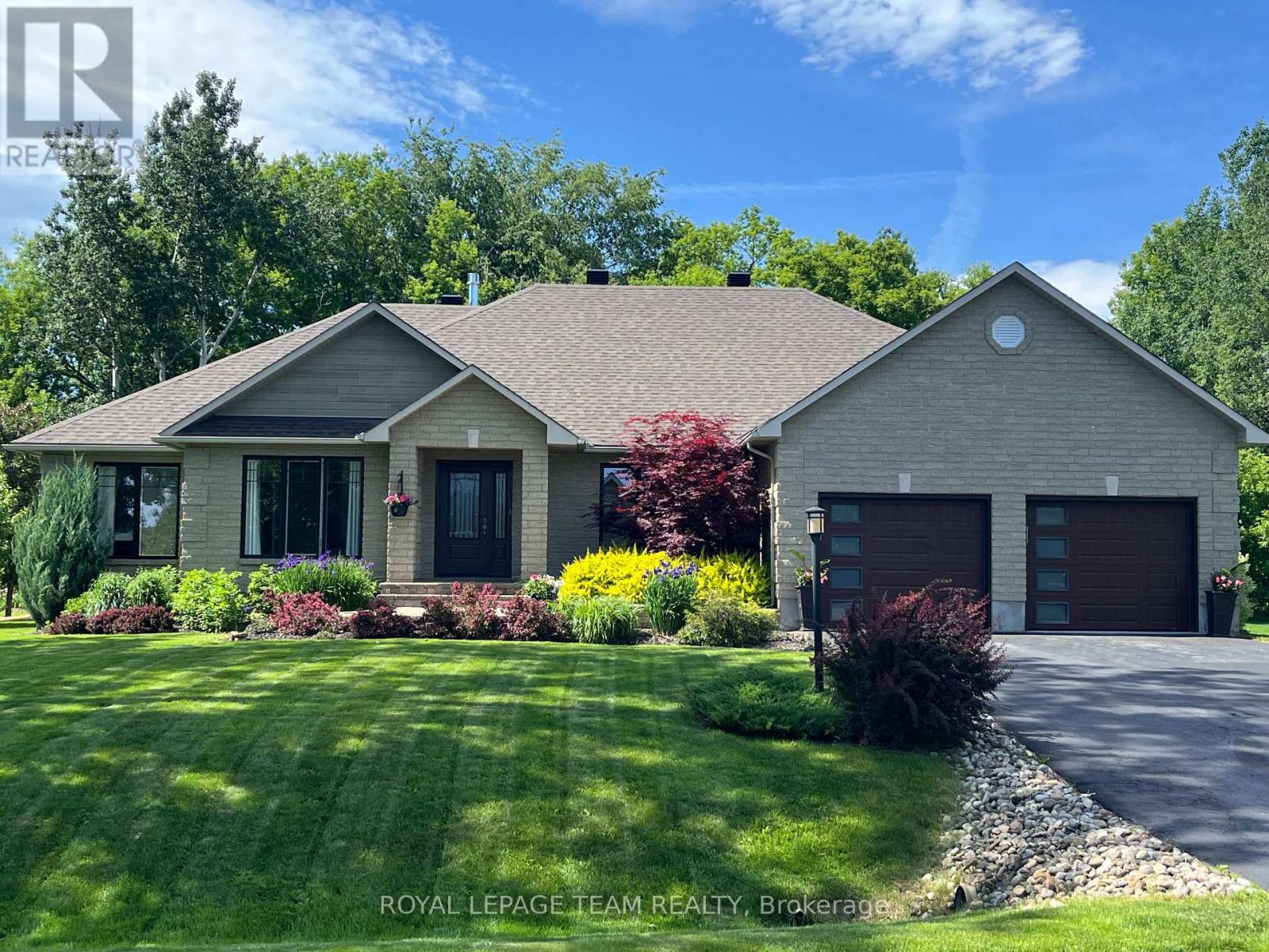 6903 Twin Lakes Avenue