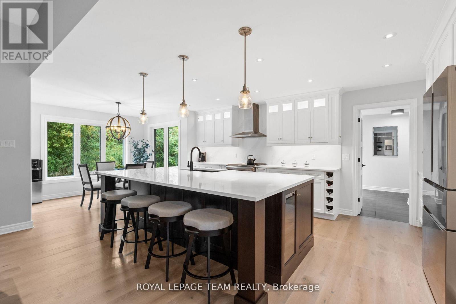 6903 Twin Lakes Avenue