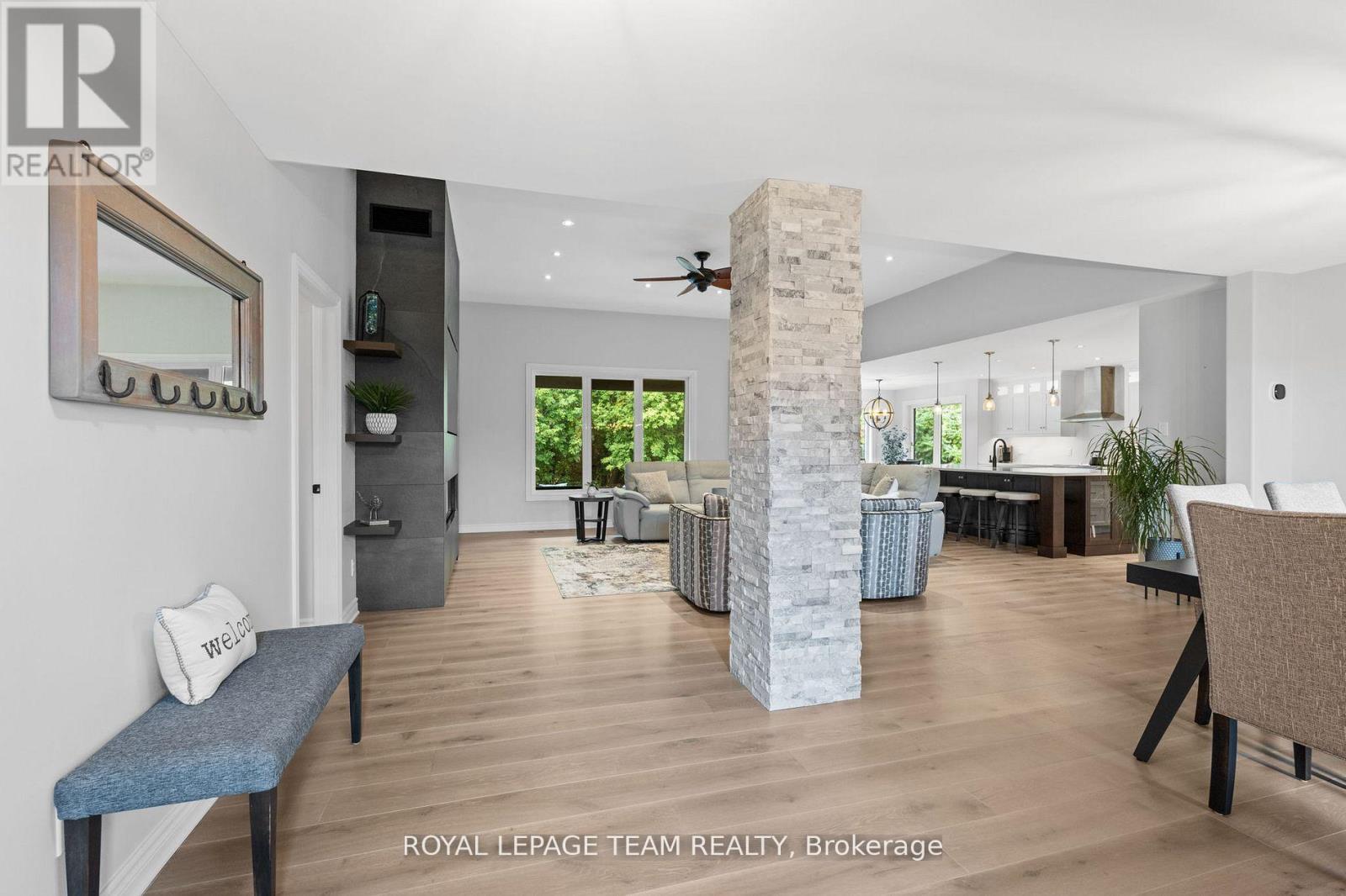 6903 Twin Lakes Avenue