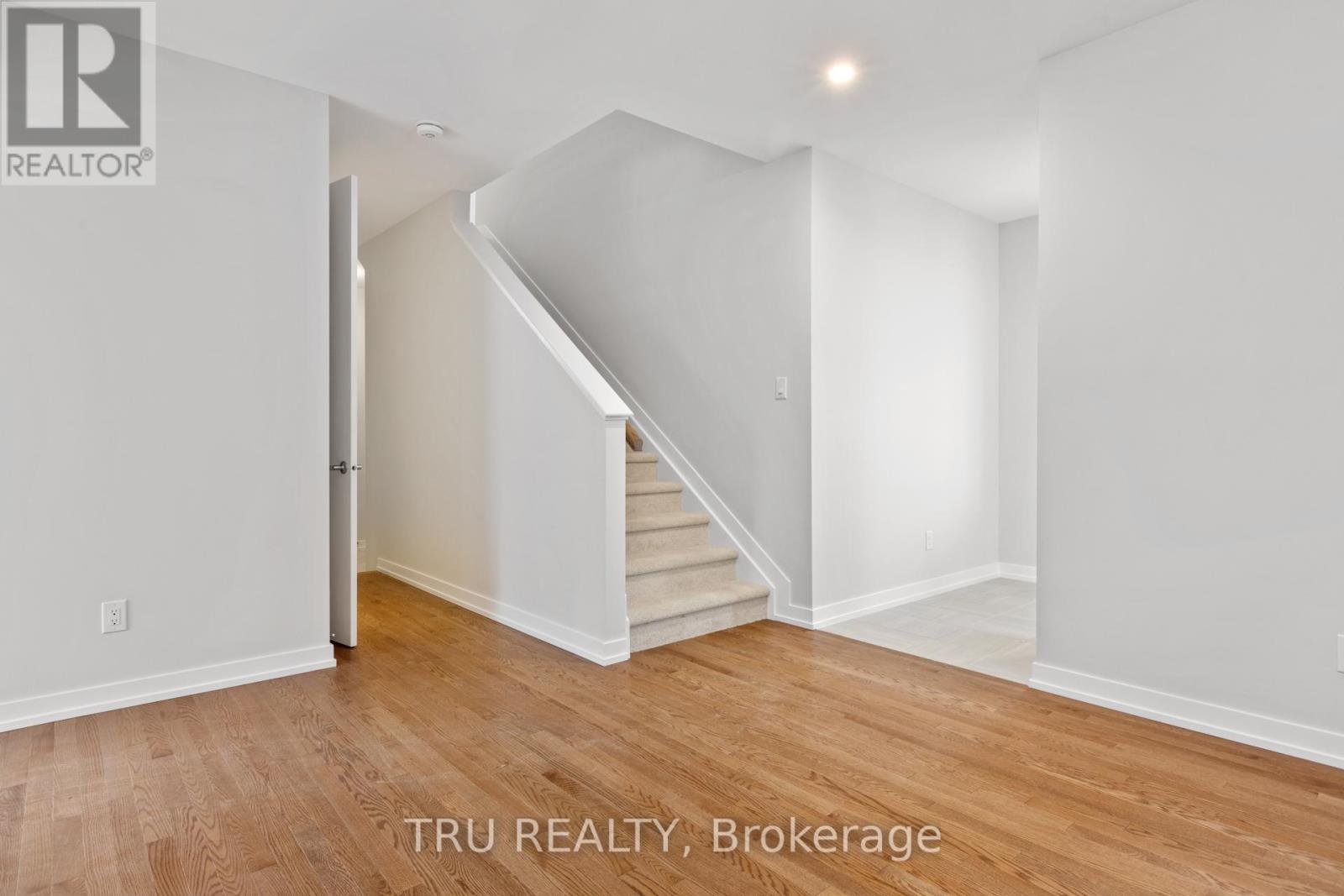 75 Hackamore Crescent