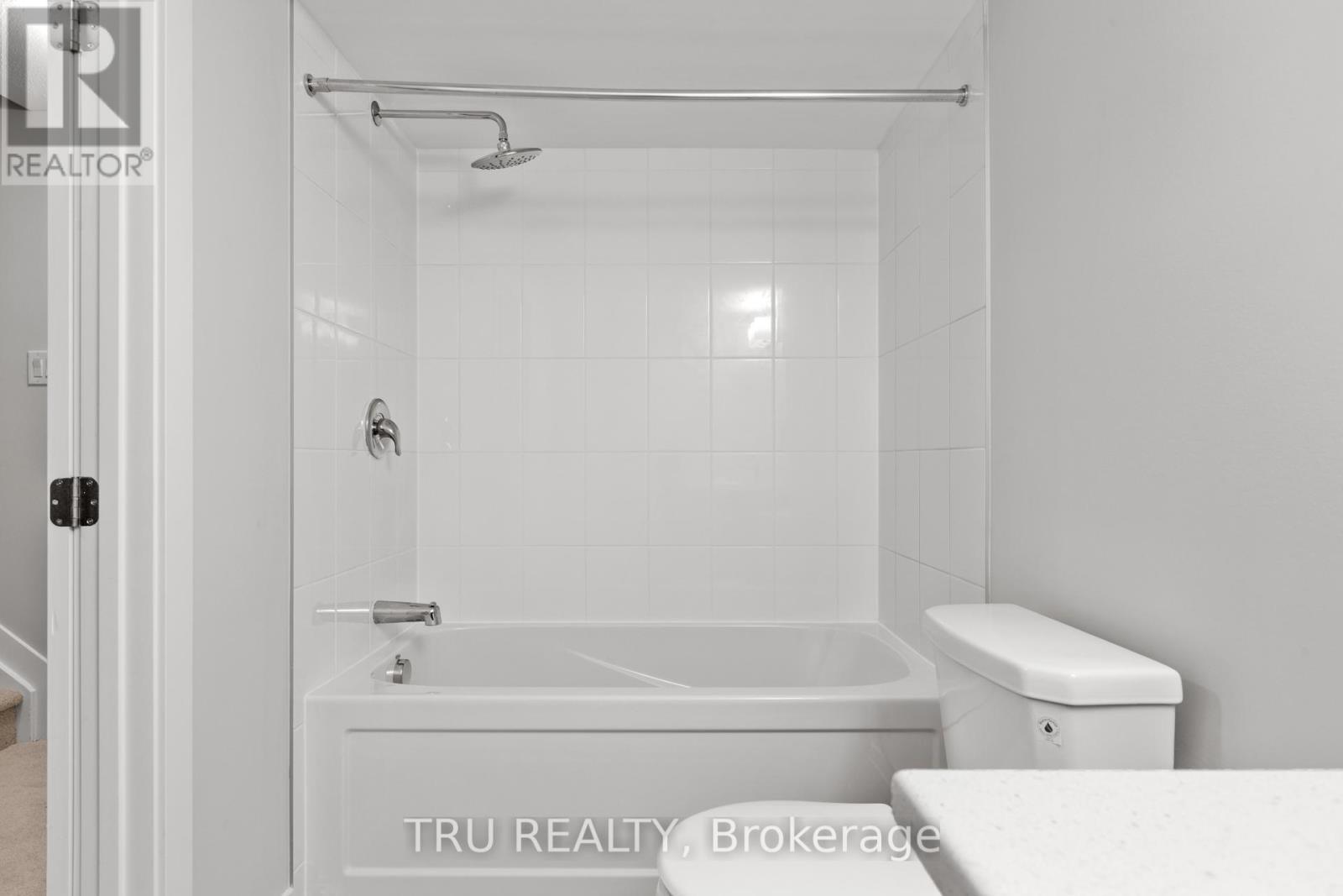 75 Hackamore Crescent