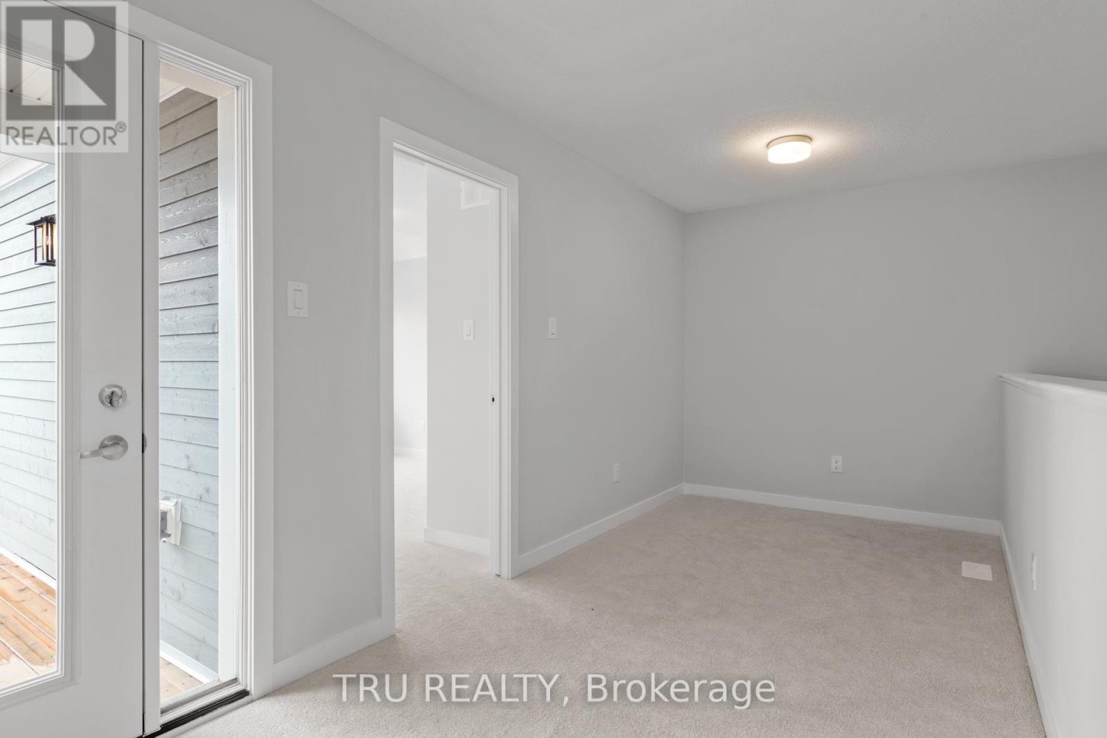 75 Hackamore Crescent