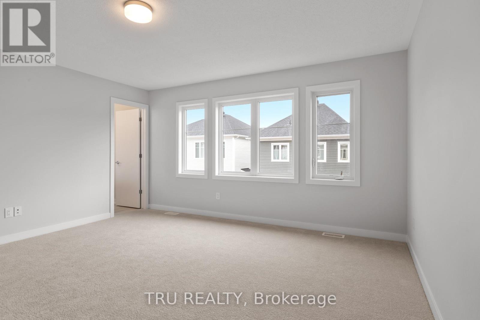 75 Hackamore Crescent