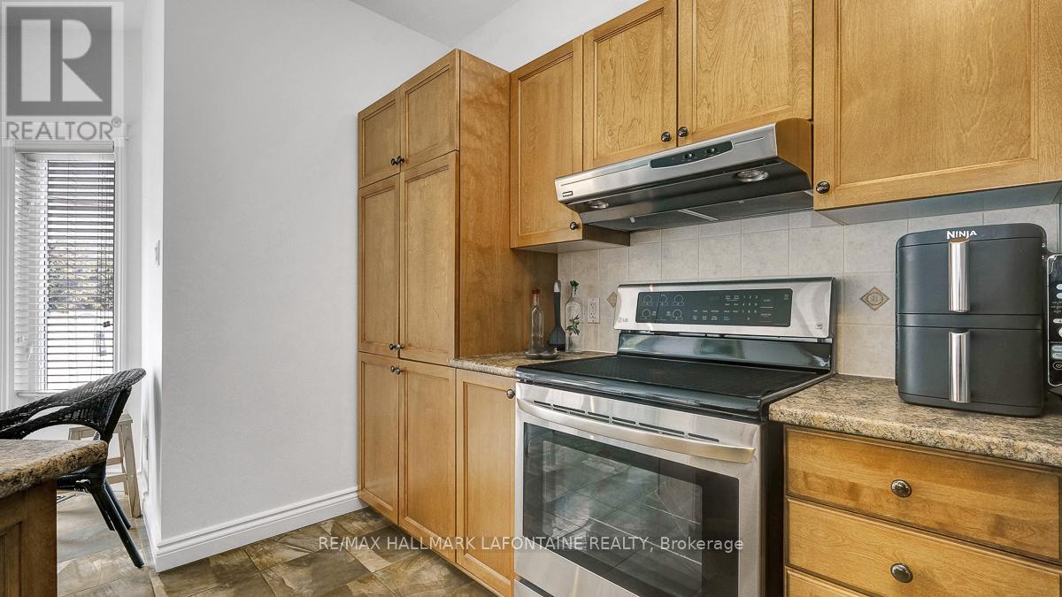 315 Rustic Hills Crescent