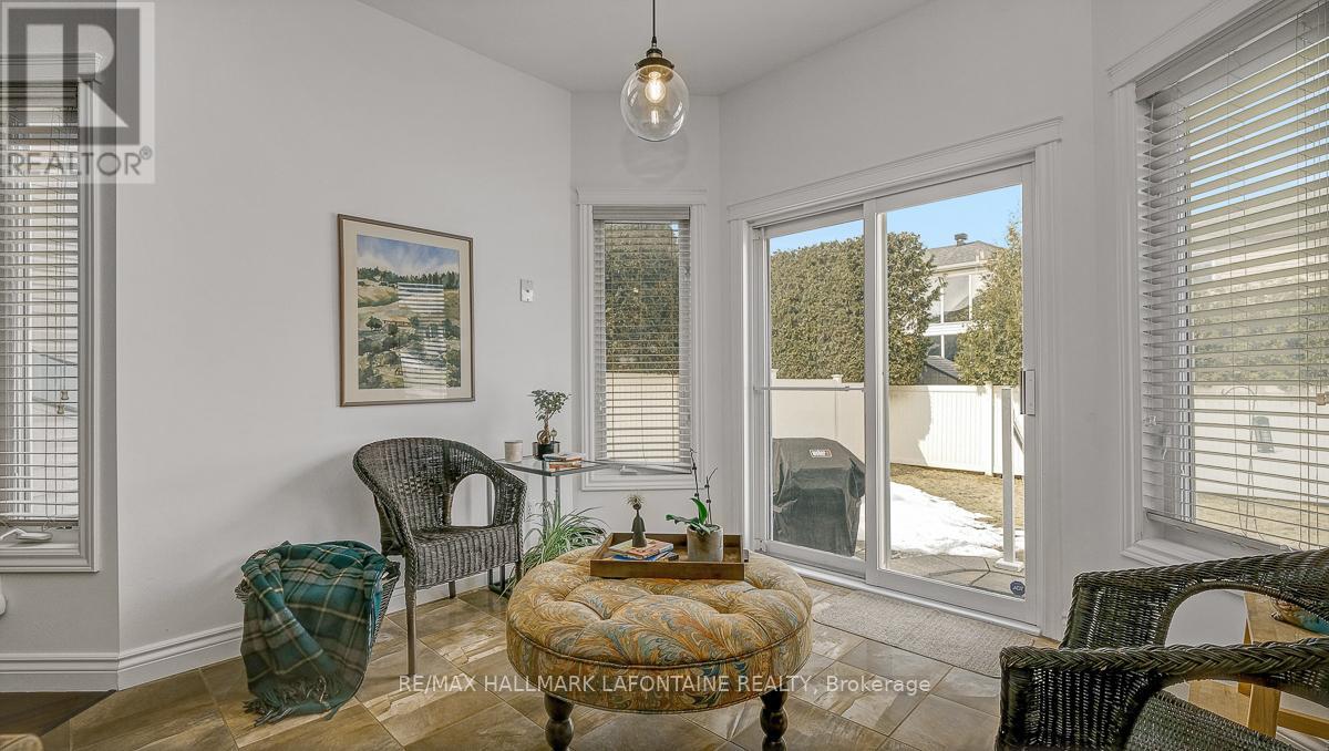 315 Rustic Hills Crescent