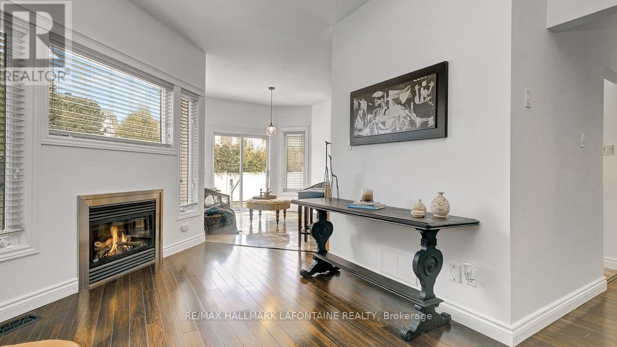 315 Rustic Hills Crescent