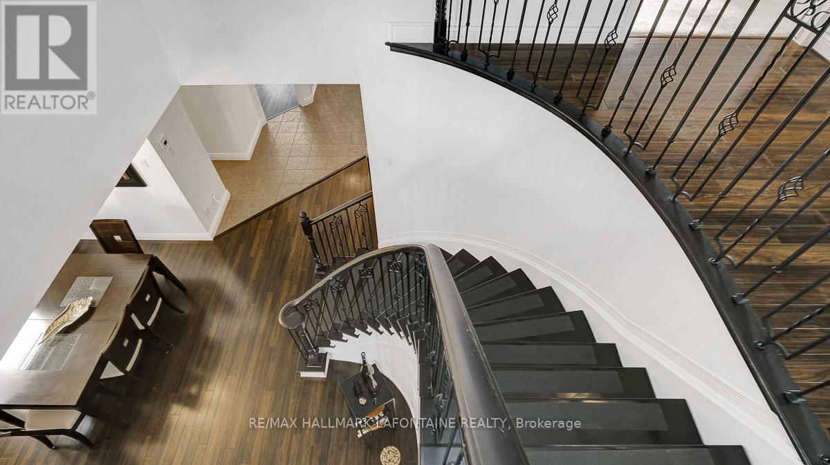 315 Rustic Hills Crescent