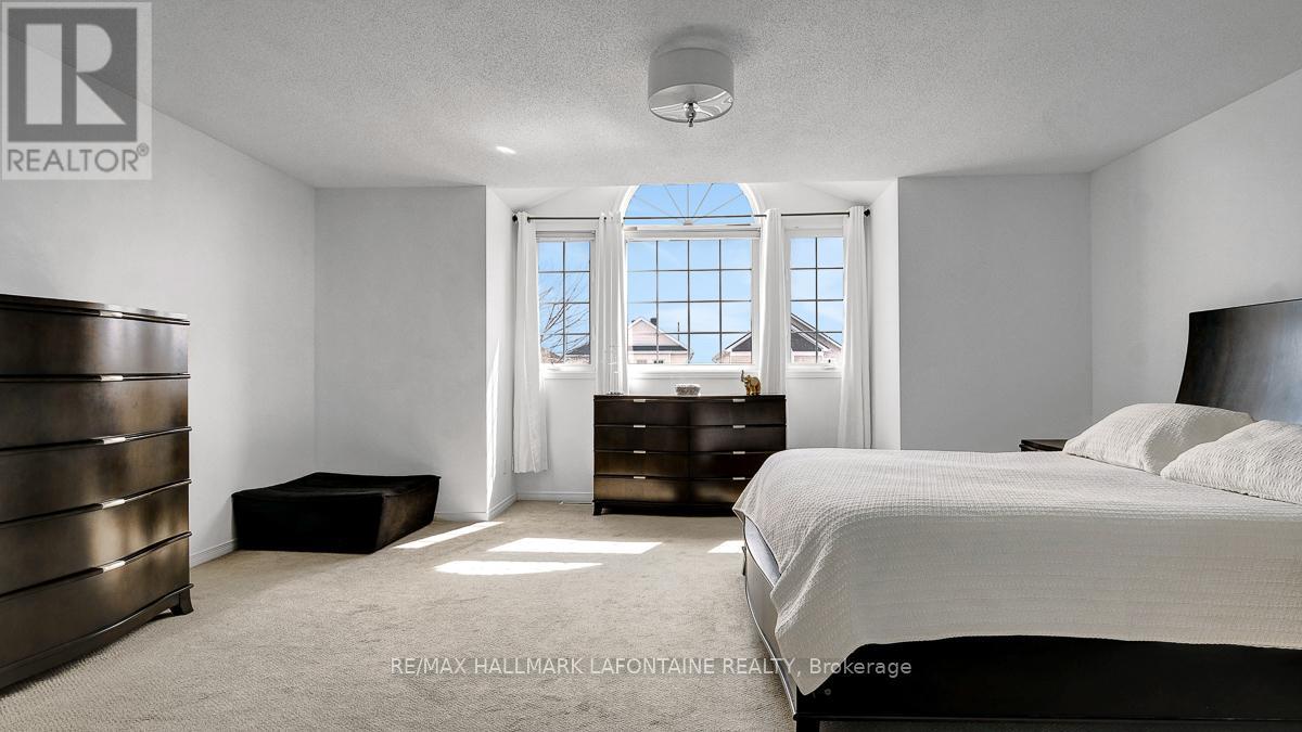 315 Rustic Hills Crescent