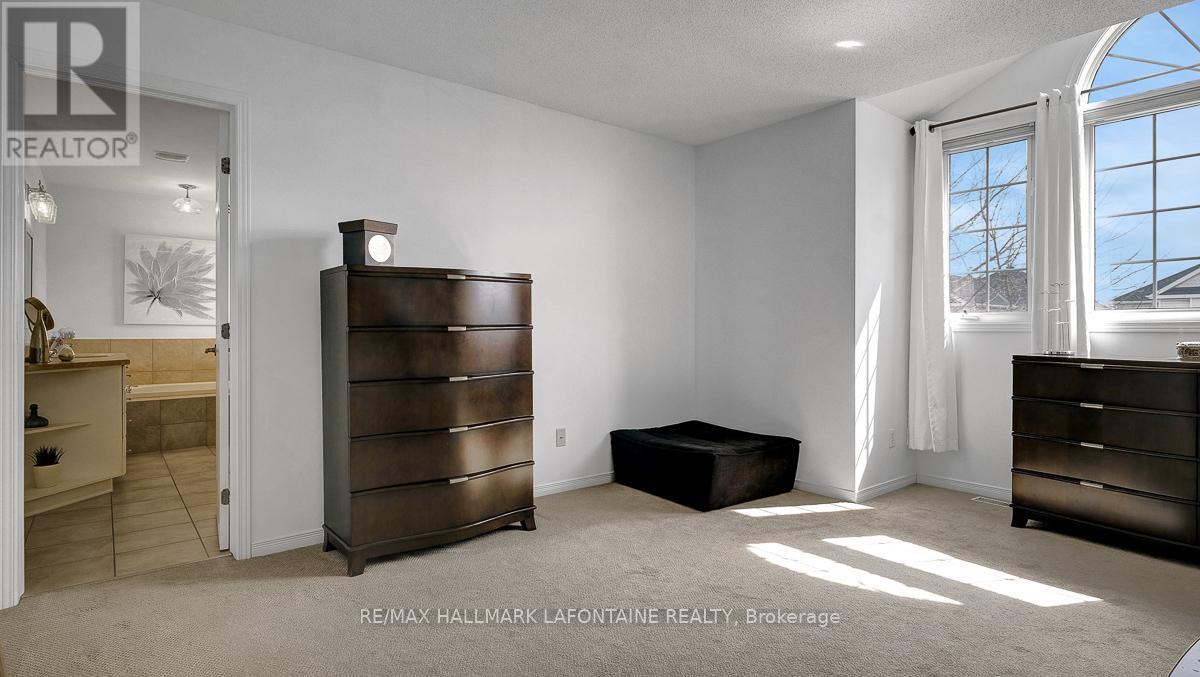 315 Rustic Hills Crescent