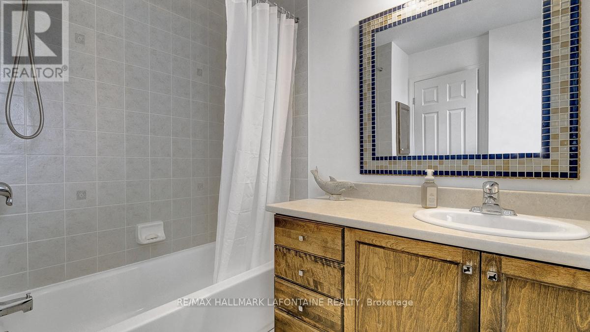 315 Rustic Hills Crescent