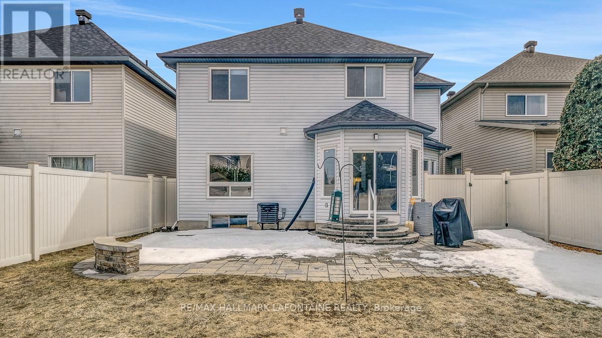 315 Rustic Hills Crescent