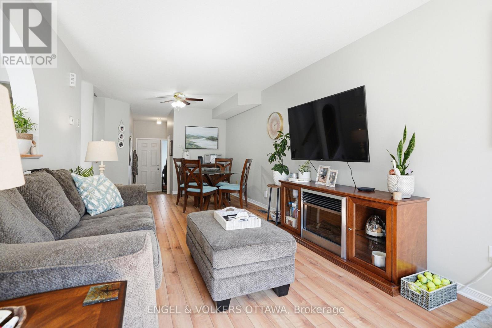 1092 Brasseur Crescent