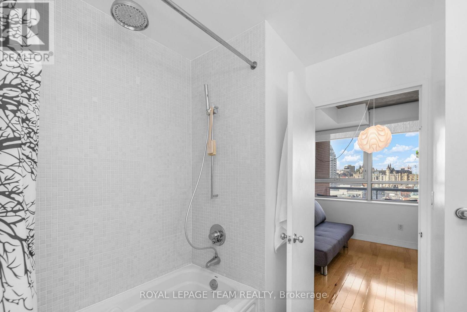 1207 - 179 George Street