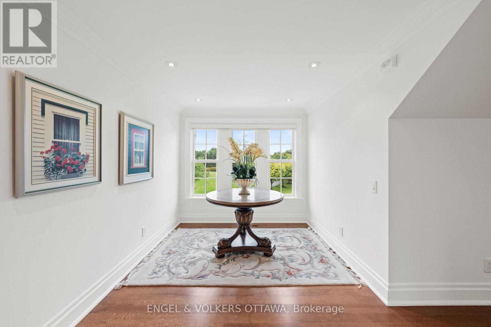 6029 Rideau Valley Drive N