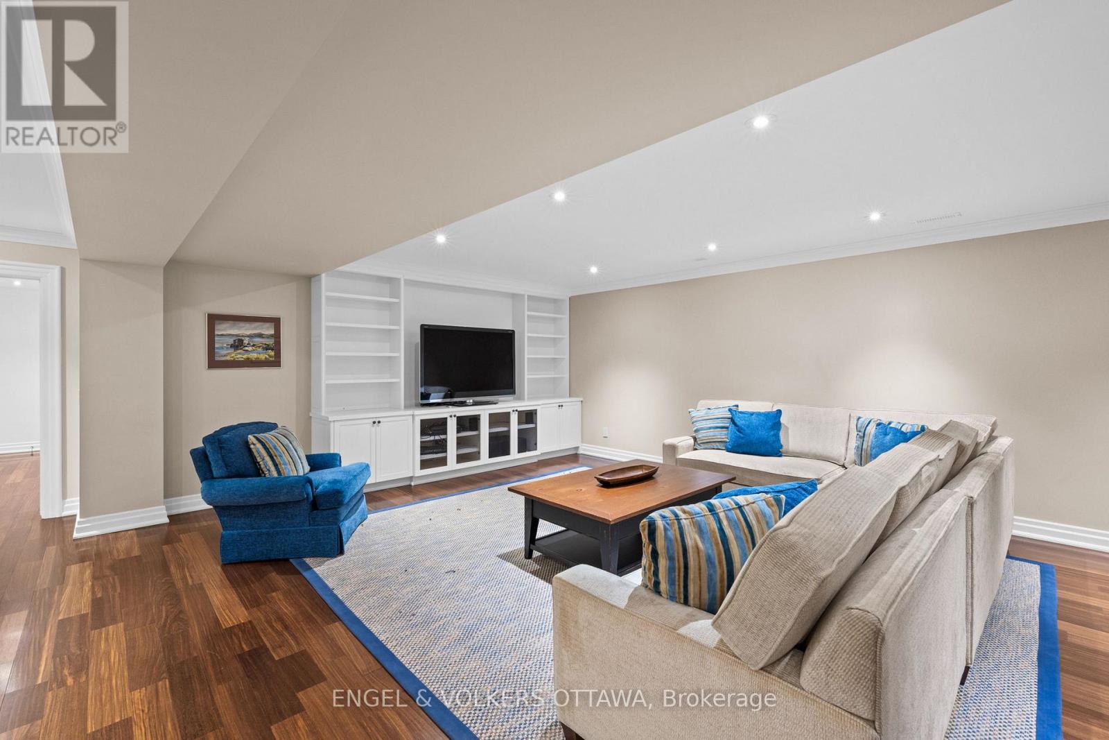 6029 Rideau Valley Drive N