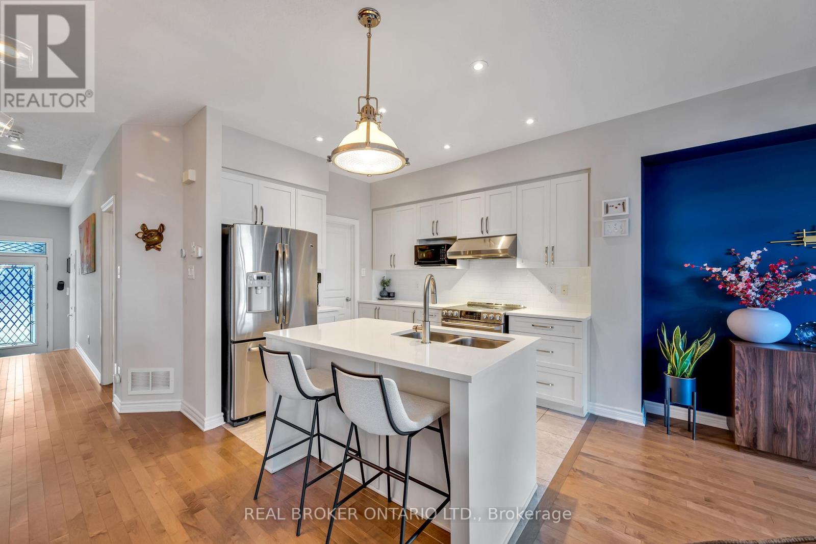 291 Shinleaf Crescent