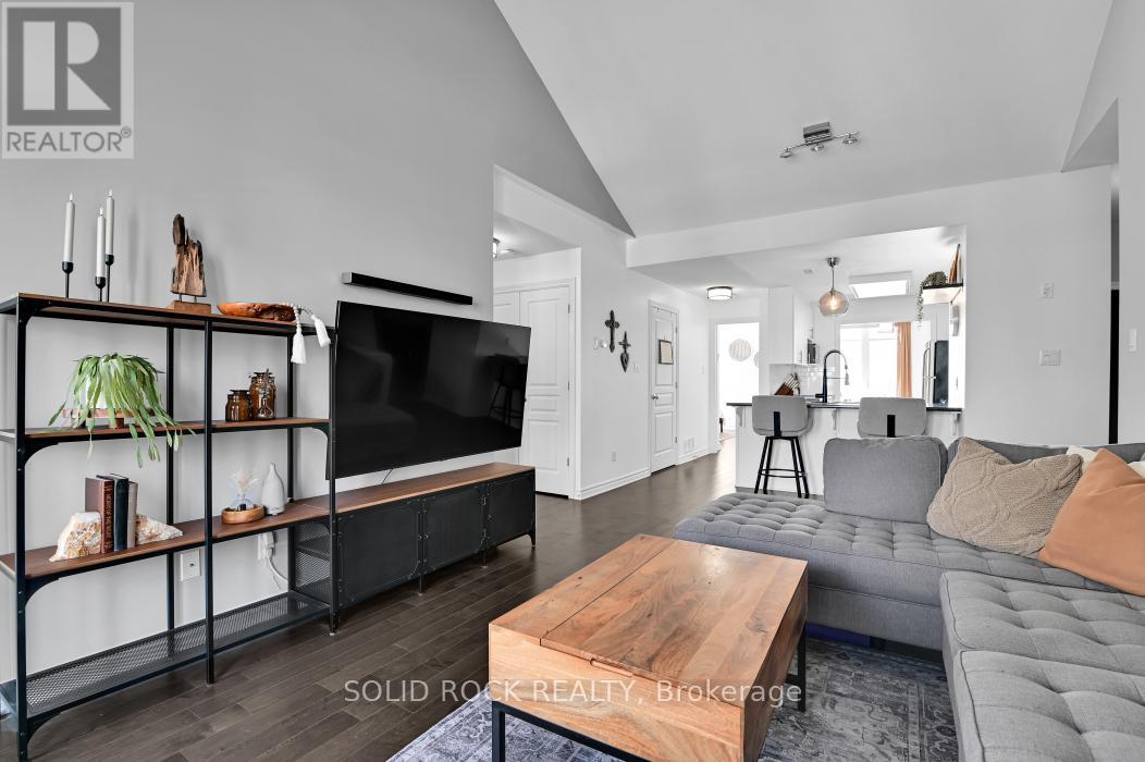 G - 19 Tadley Private